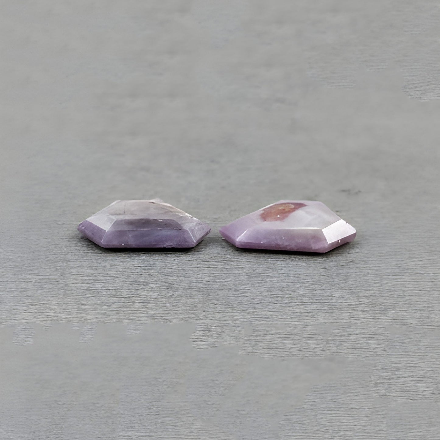 حجر الياقوت الطبيعي غير المعالج