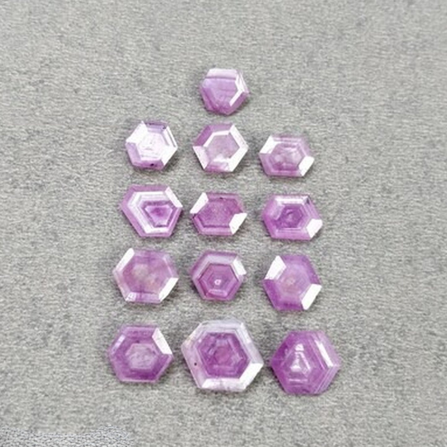 天然未処理の宝石サファイア