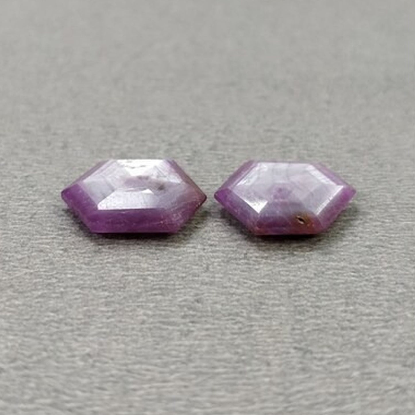 用于珠宝的刻面切割蓝宝石