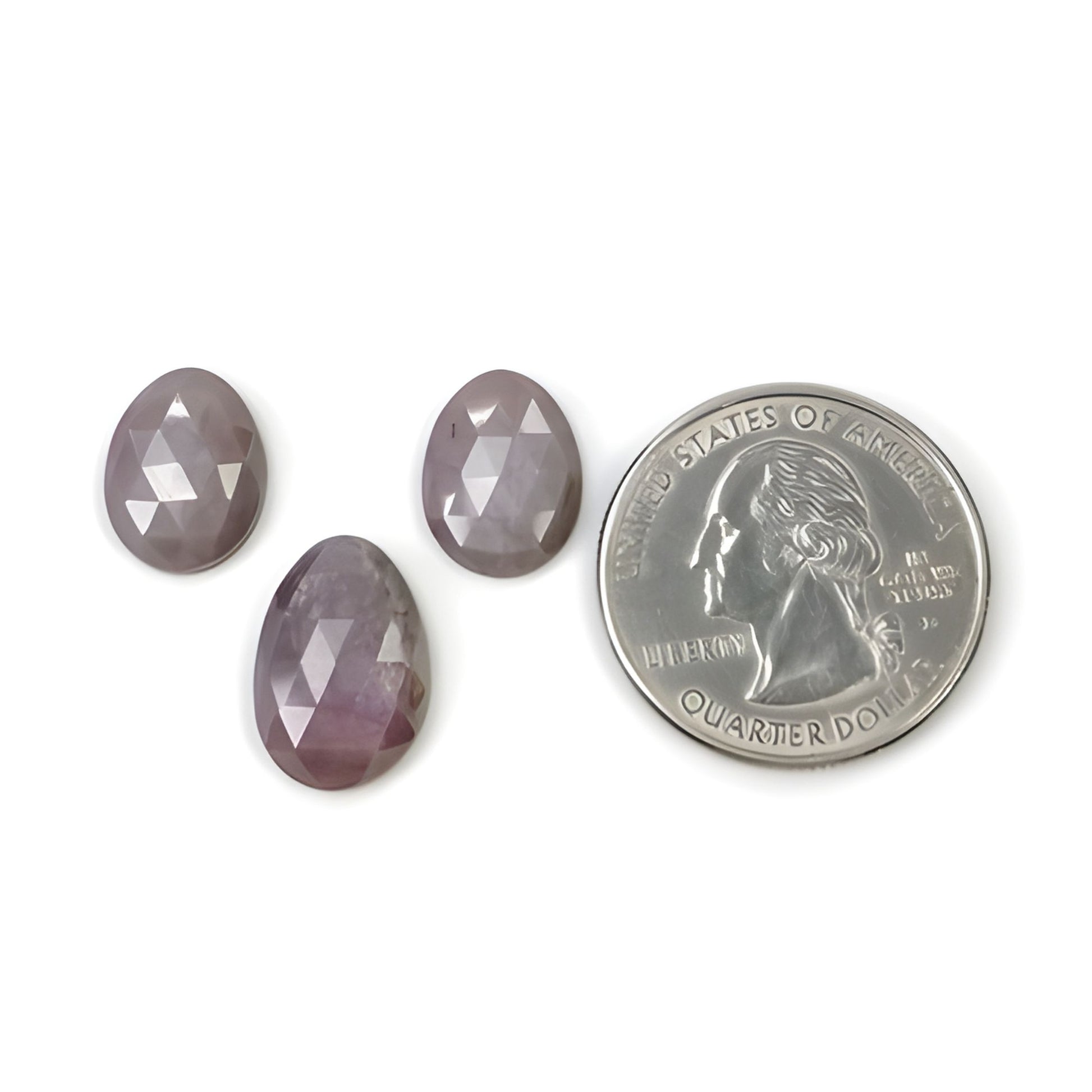 天然未经处理的宝石蓝宝石