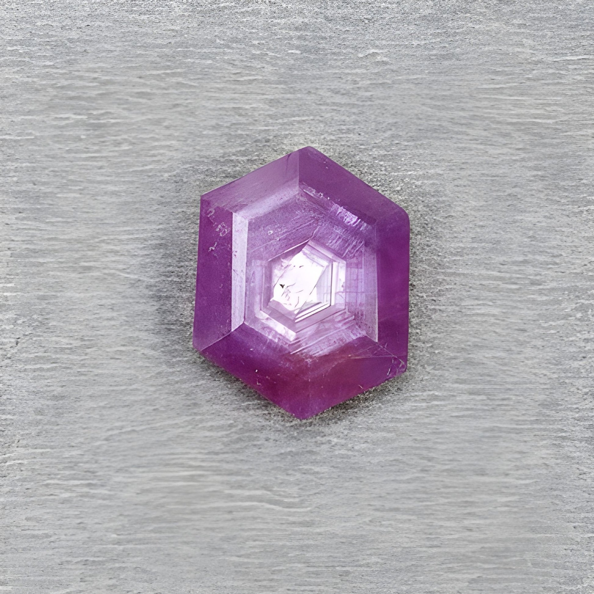 rubino per gioielli taglio sfaccettato