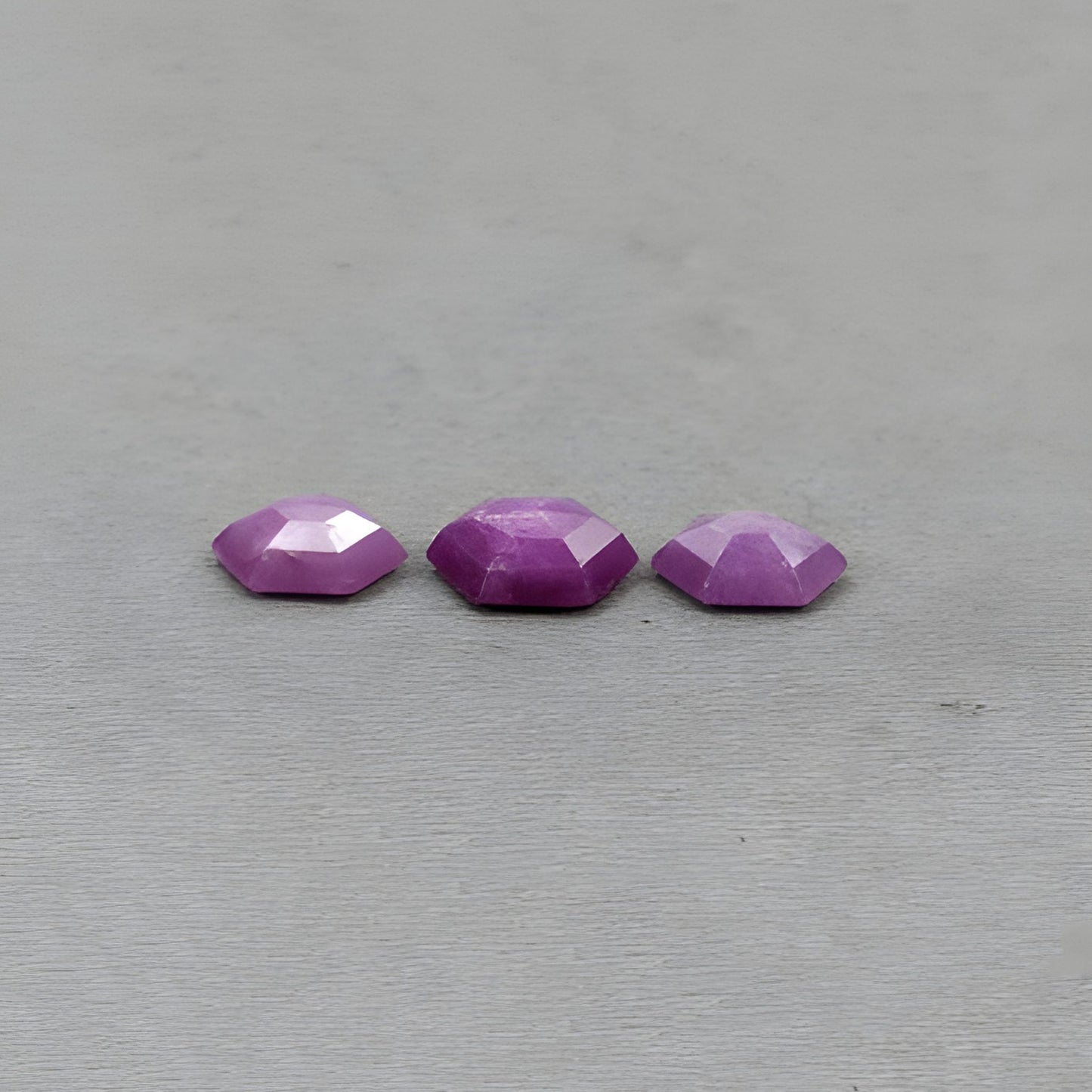 14.70cts Natural Untreated Raspberry Sapphire Gemstone Faceted Cut Hexagon Shape 3pcs