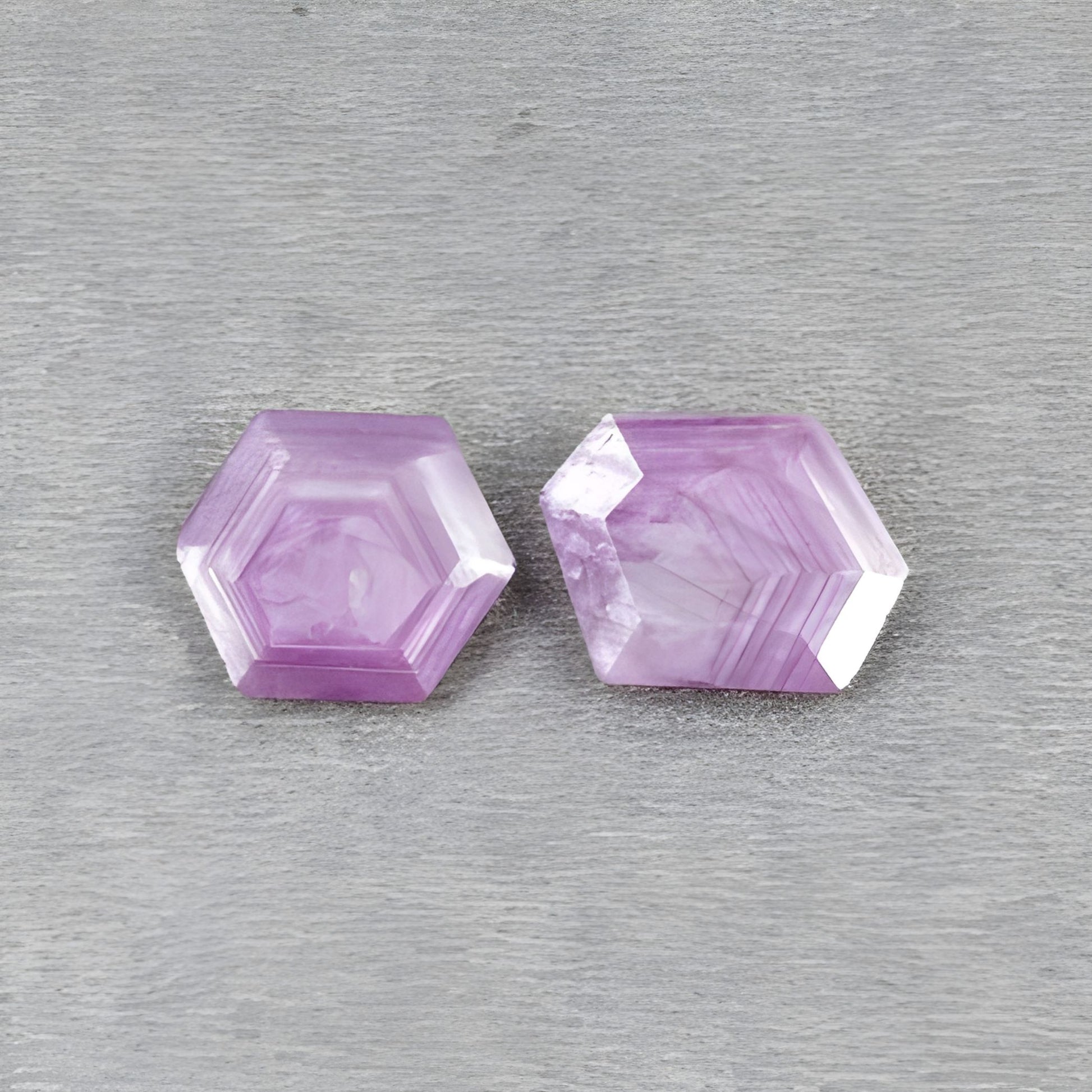 天然未经处理的宝石蓝宝石