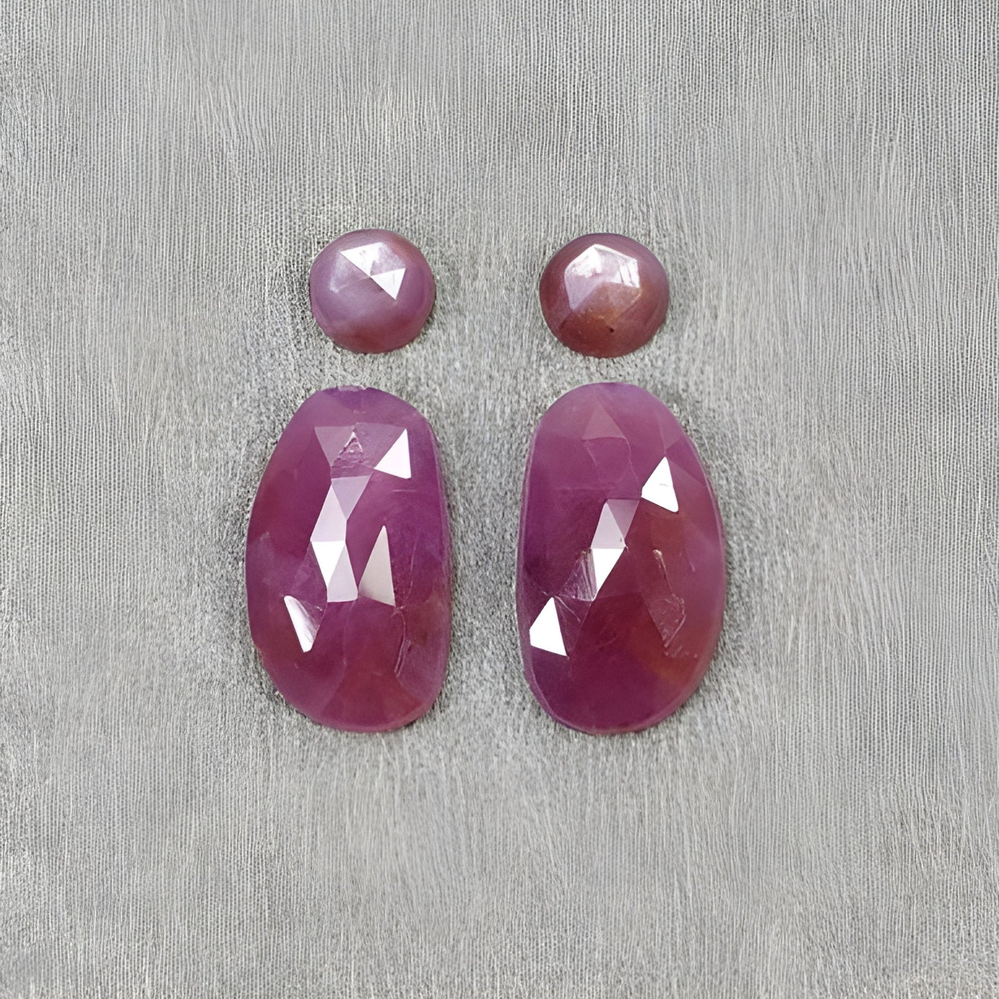 天然未经处理的宝石蓝宝石