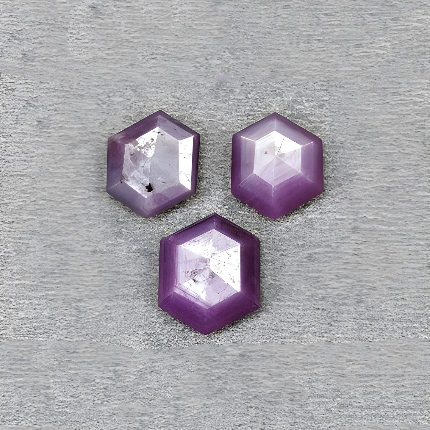 天然未処理の宝石サファイア