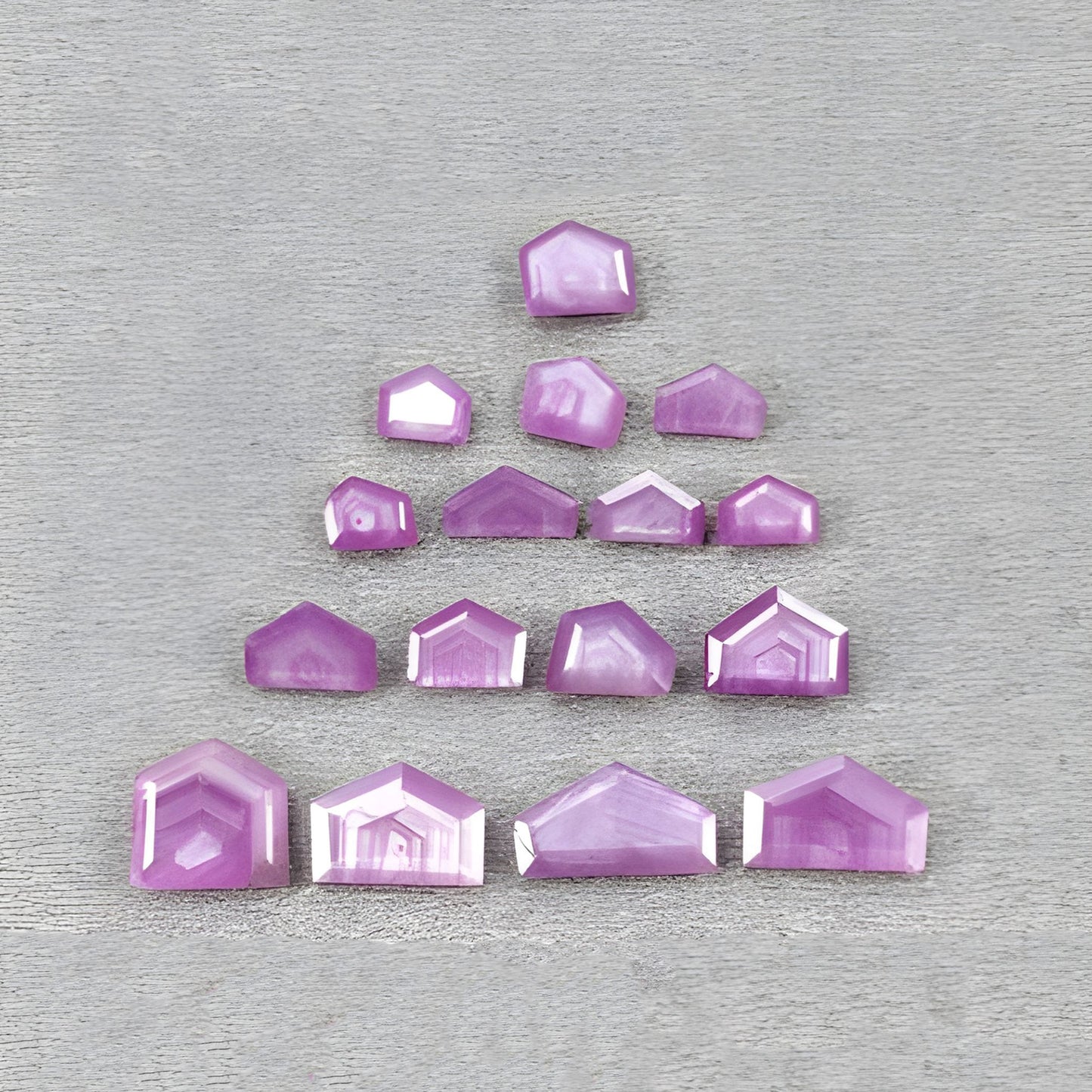 宝飾品用のサファイア