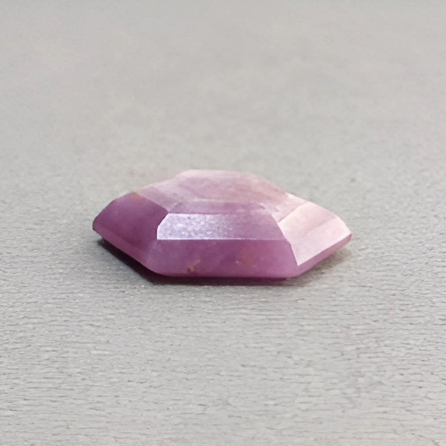 pietra portafortuna di settembre