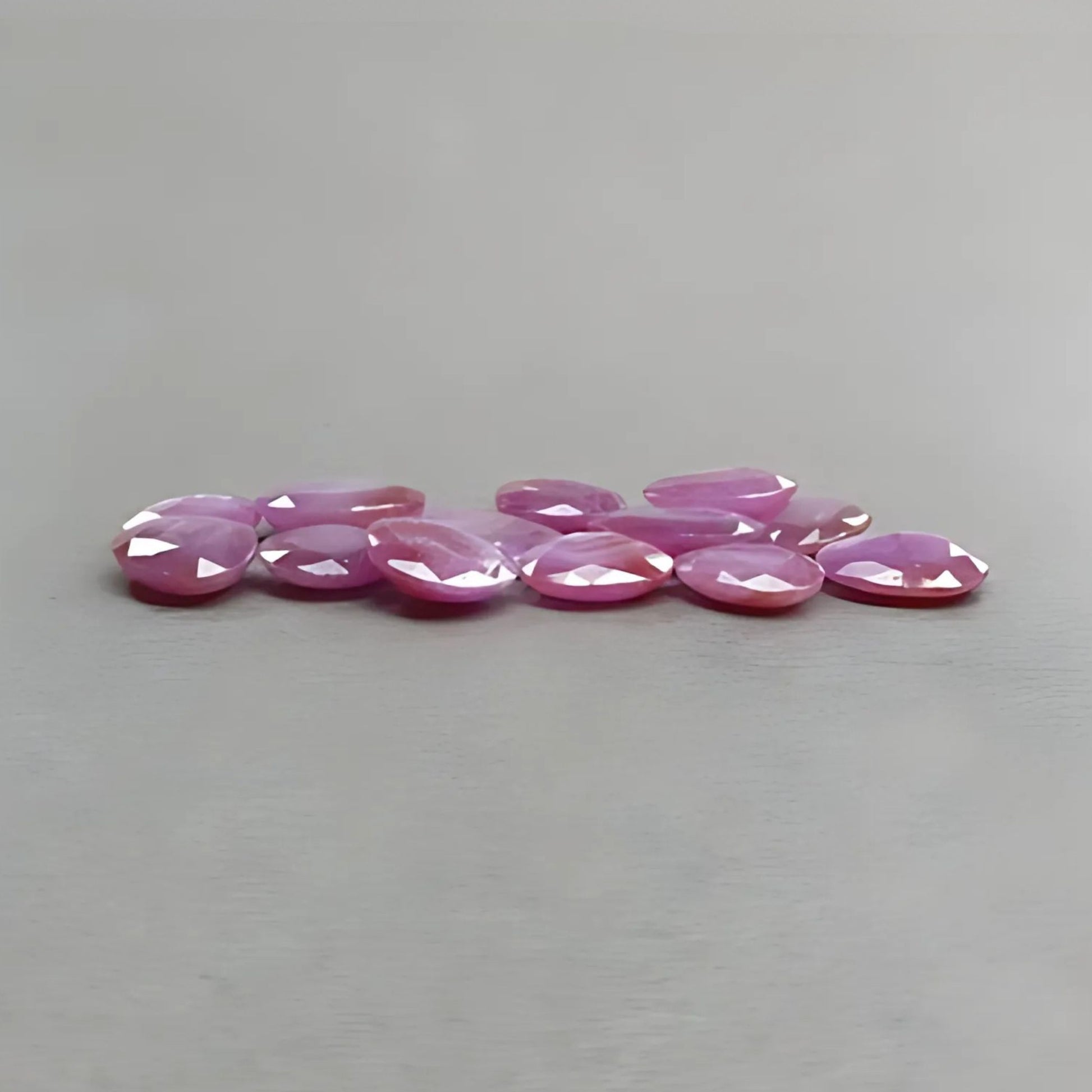 Saphir im Fantasieschliff