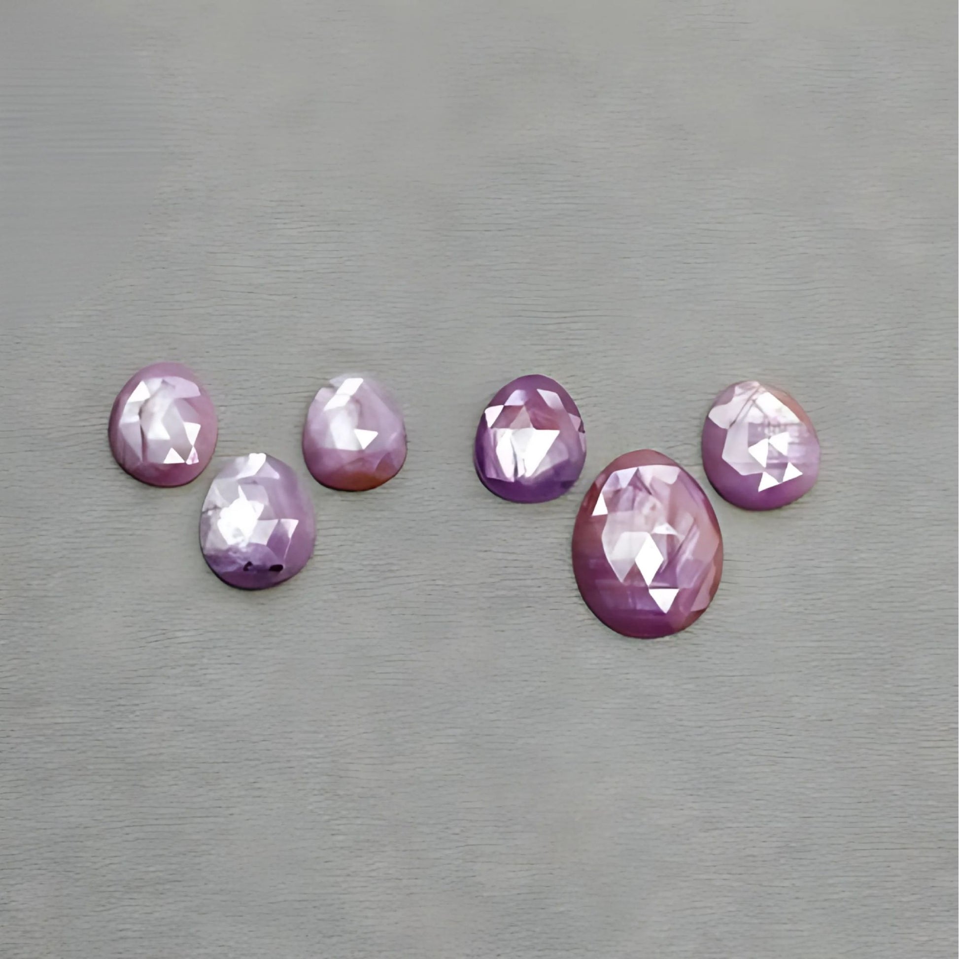 Zafiro rosa facetado