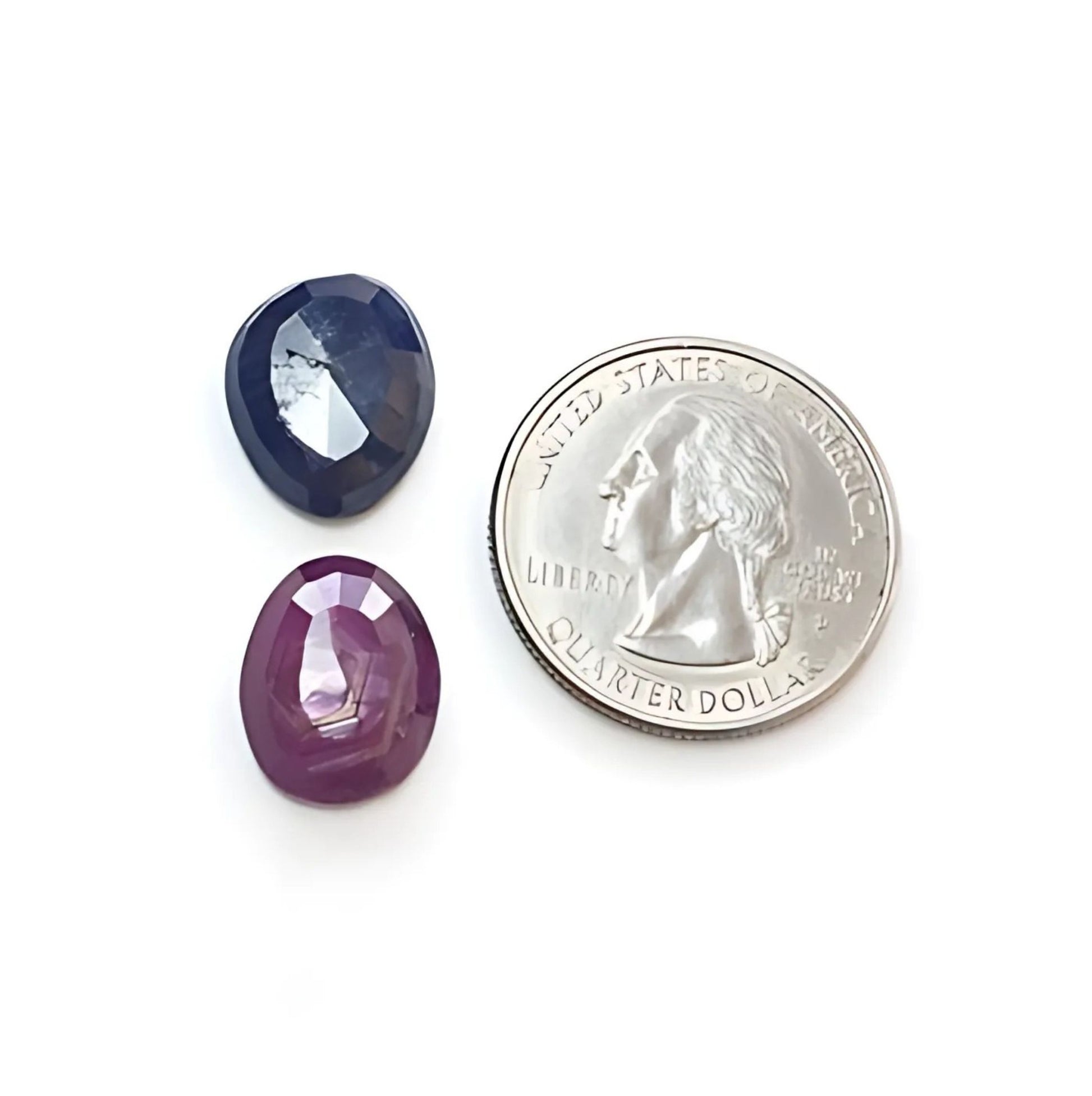 Zaffiro a forma di uovo