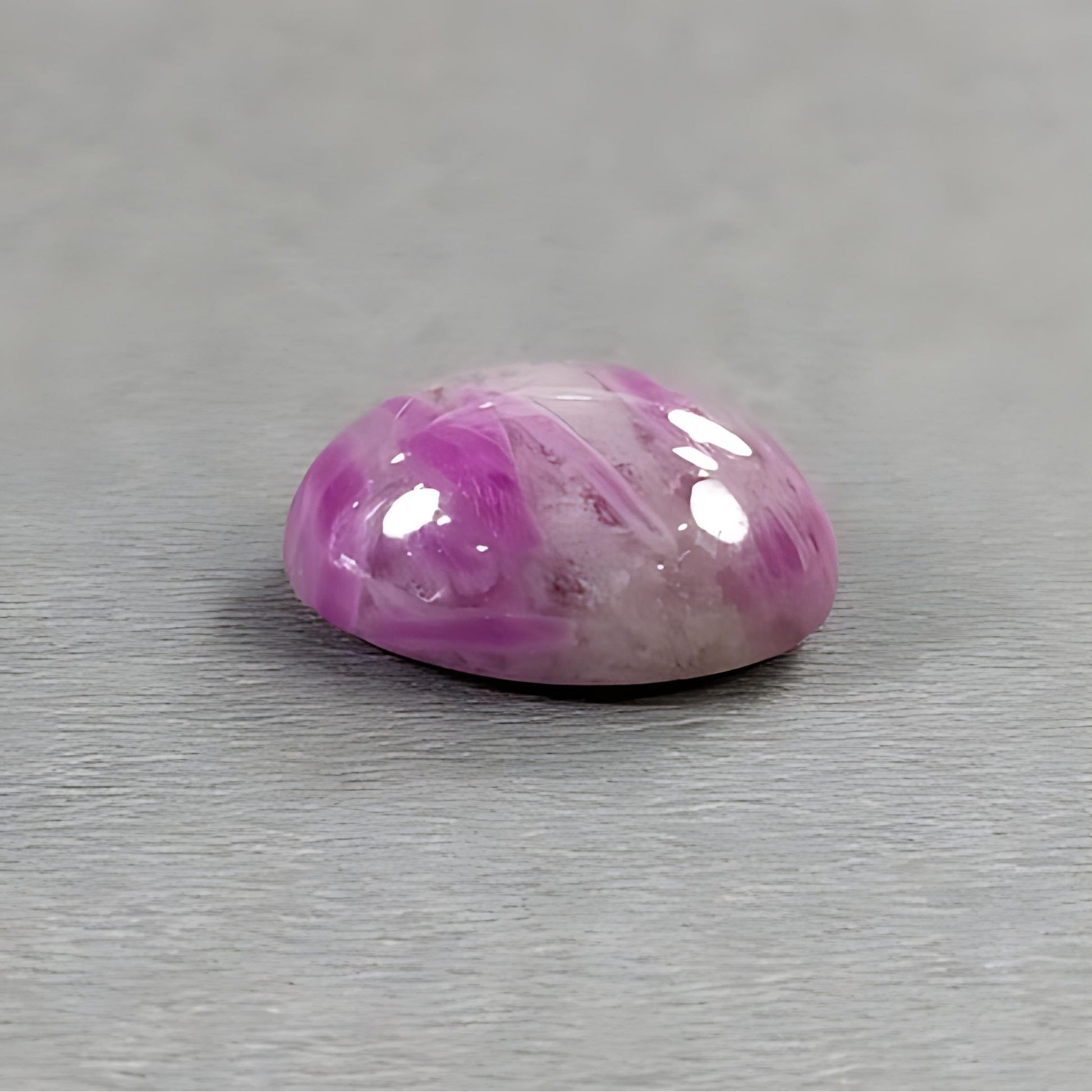 حجر ميلاد شهر يوليو