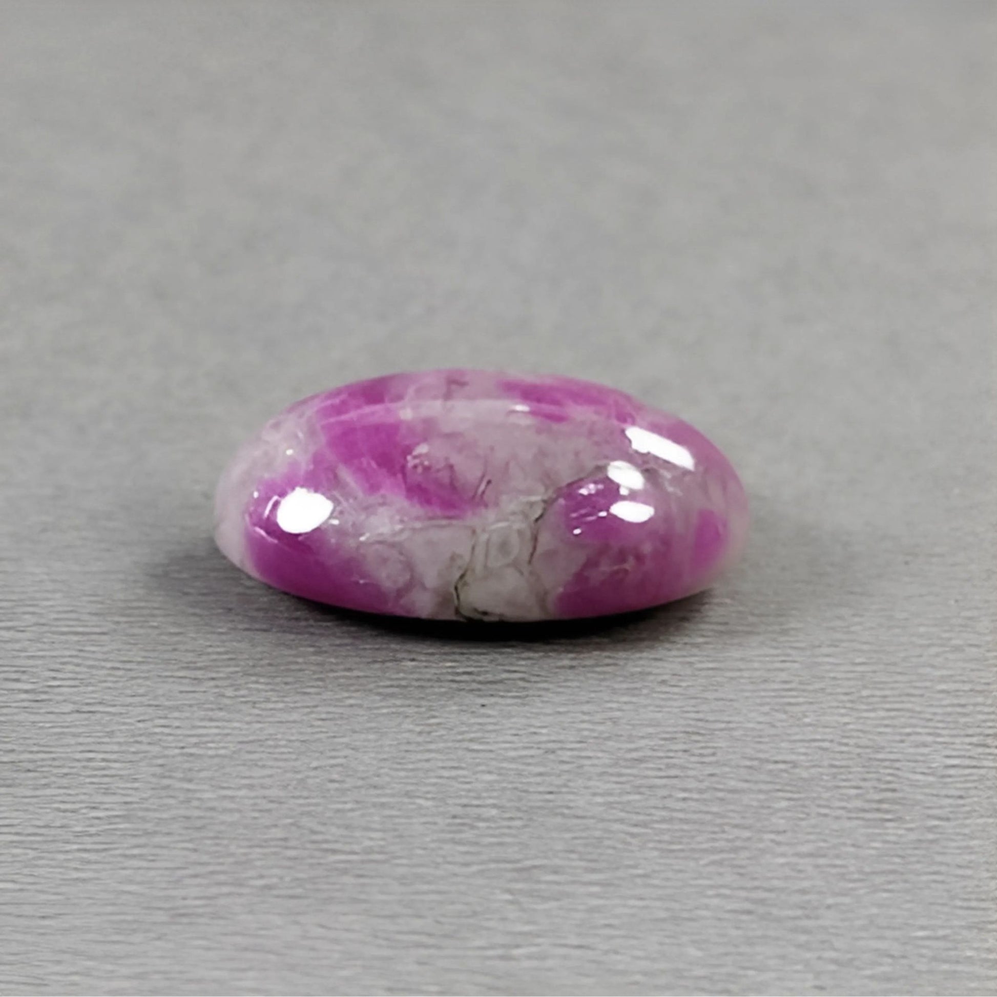 天然ゾイサイトルビー宝石