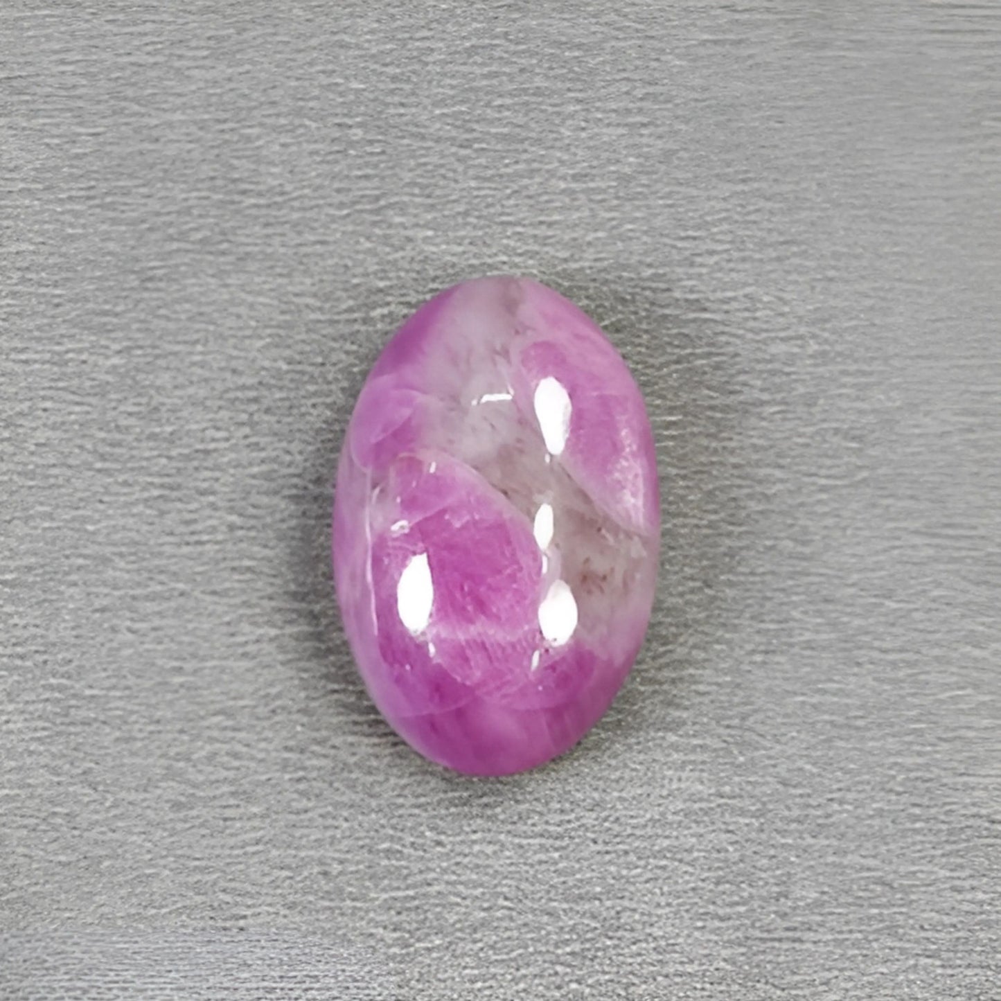 天然ゾイサイトルビー宝石