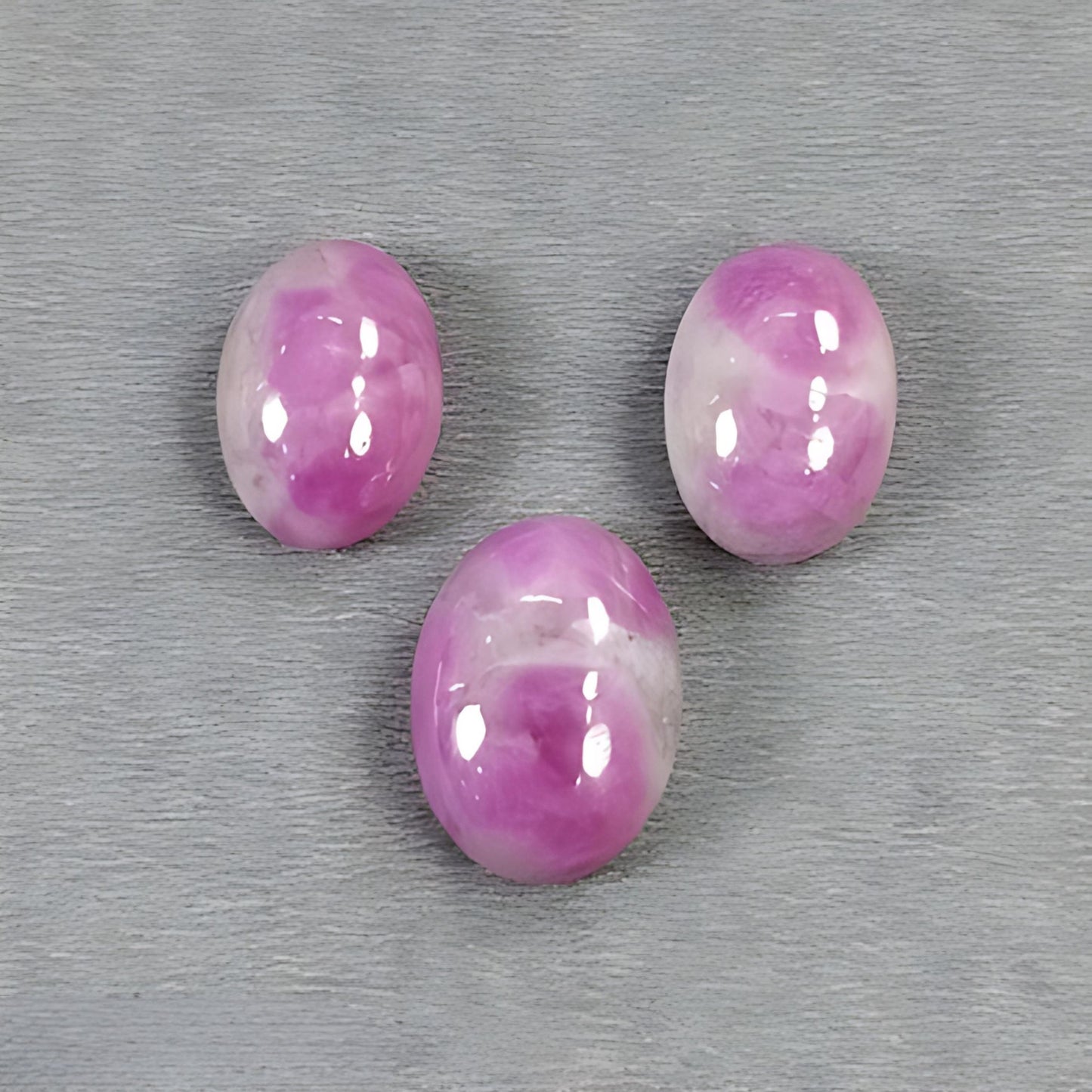 天然の未処理ピンクサファイア宝石