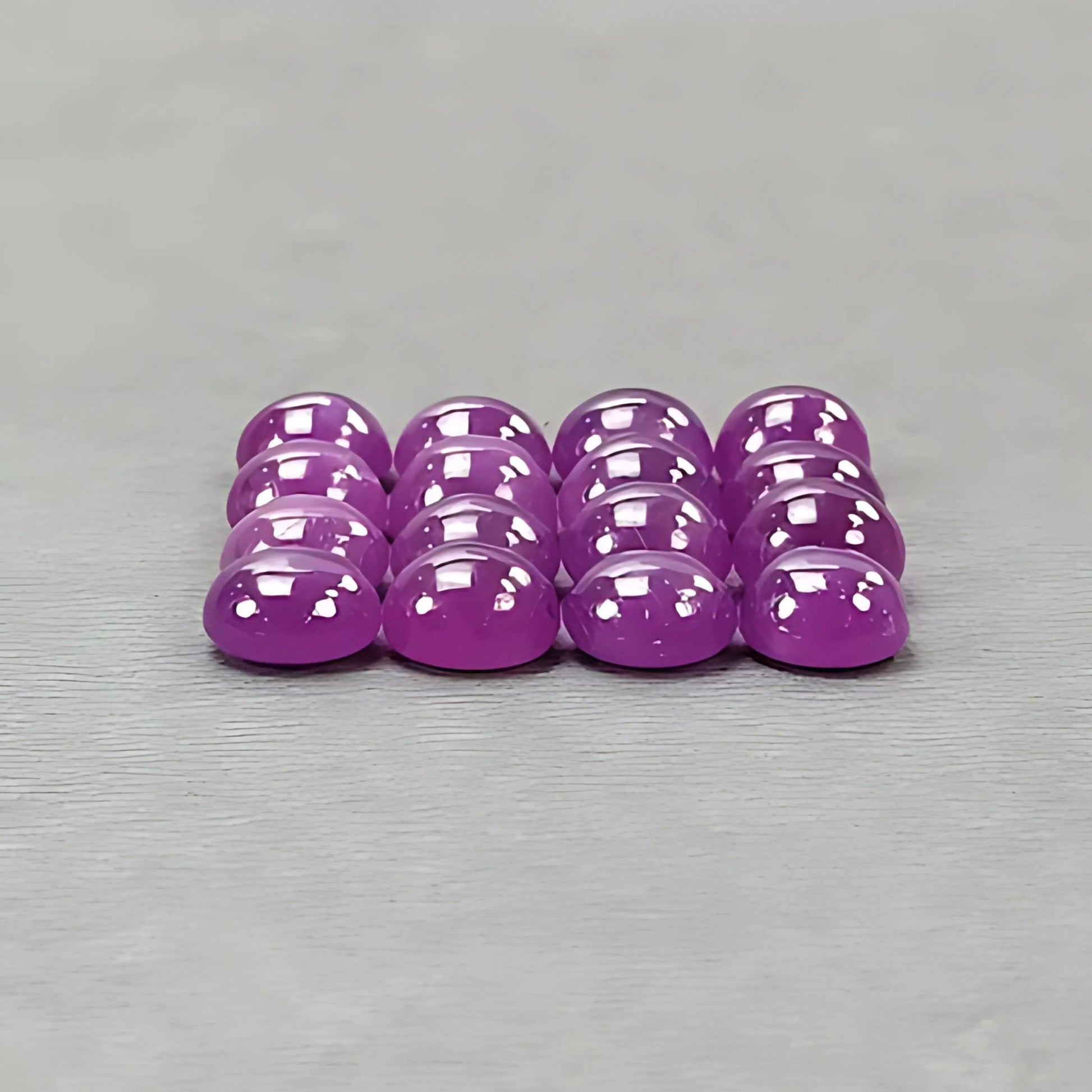 rosa Saphir, runder Cabochon