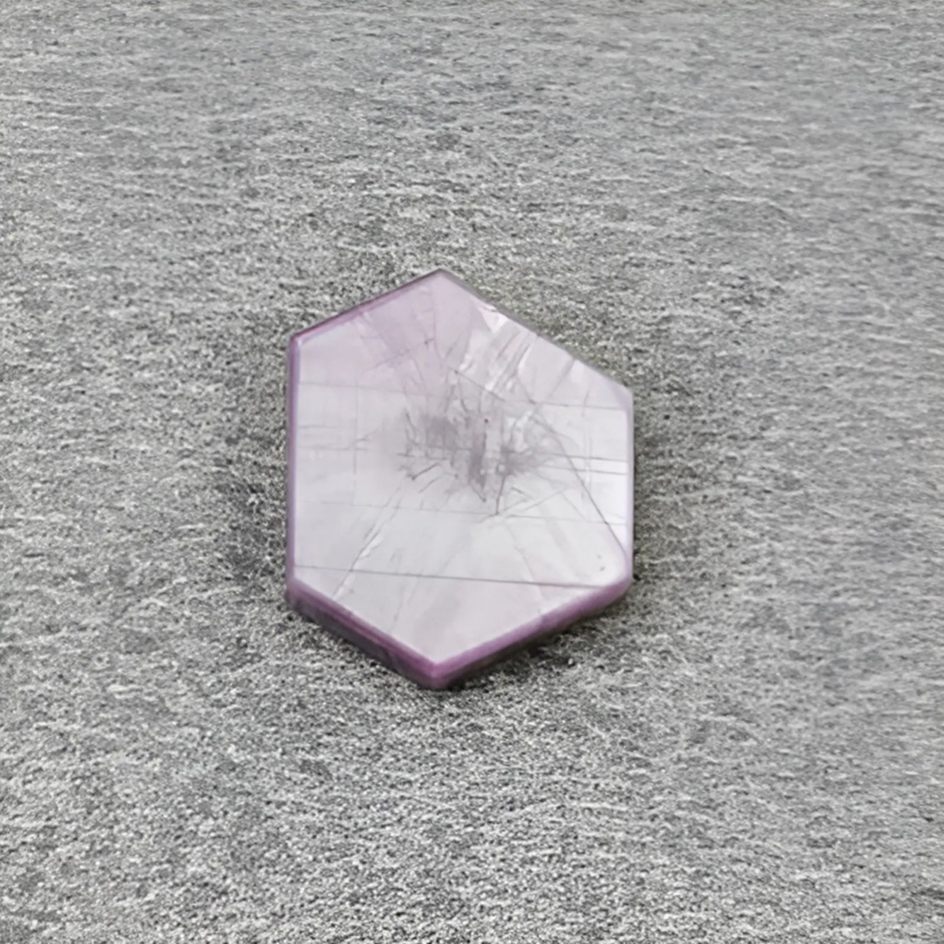 迷迭香粉蓝宝石六边形扁平切片