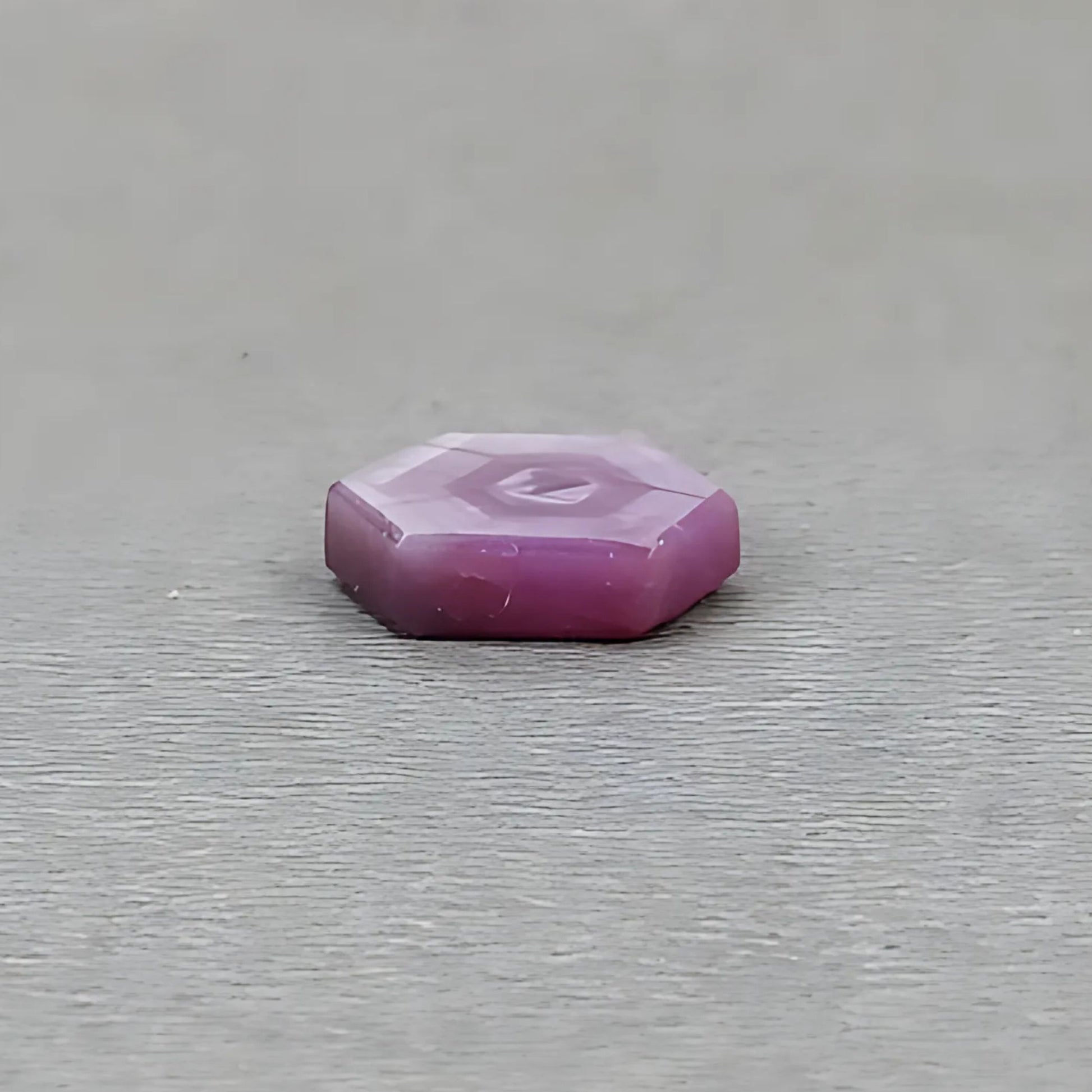 天然未処理ピンクサファイア