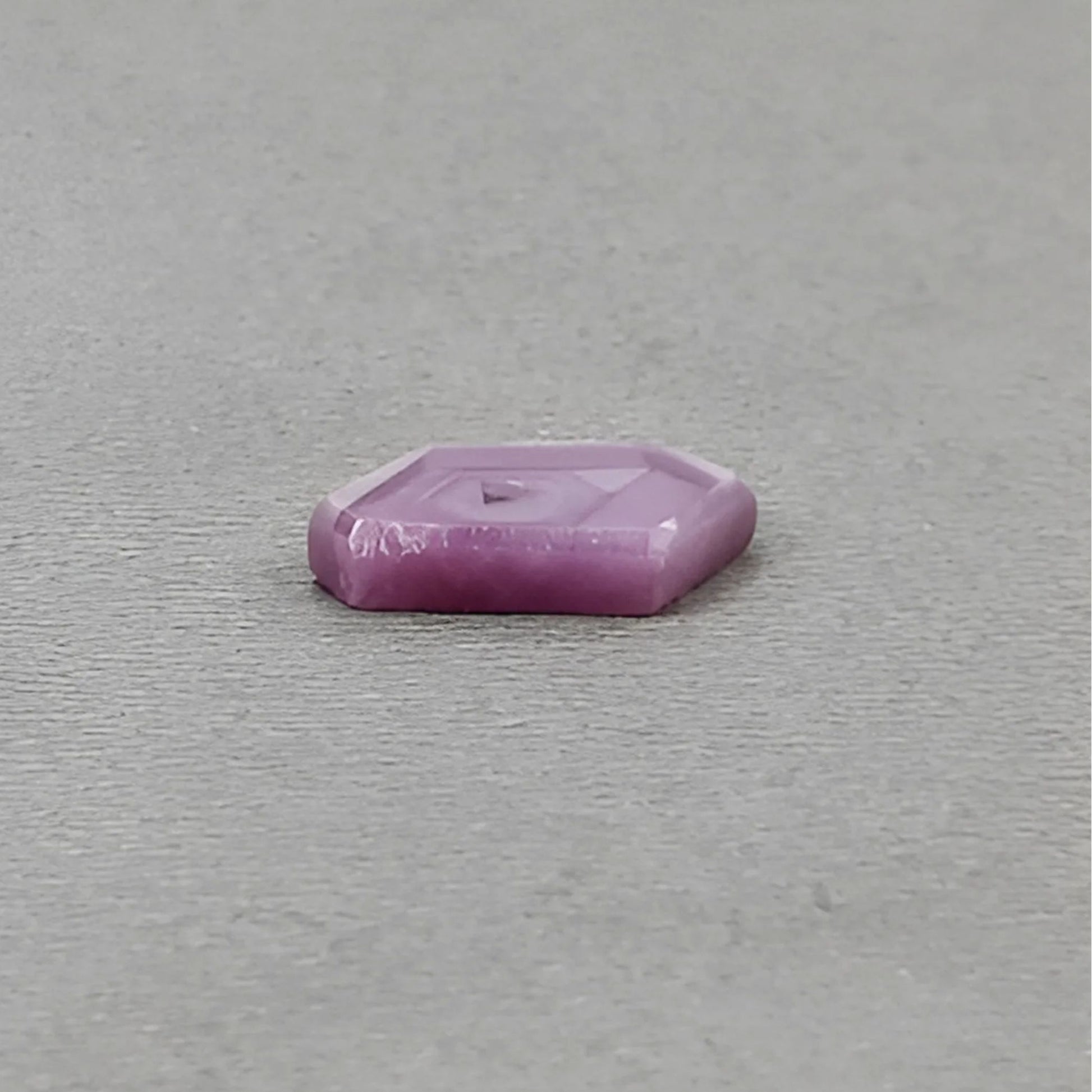 天然未処理ピンクサファイア