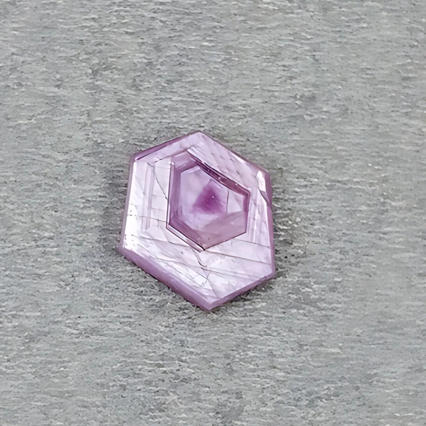 天然未処理ピンクサファイア