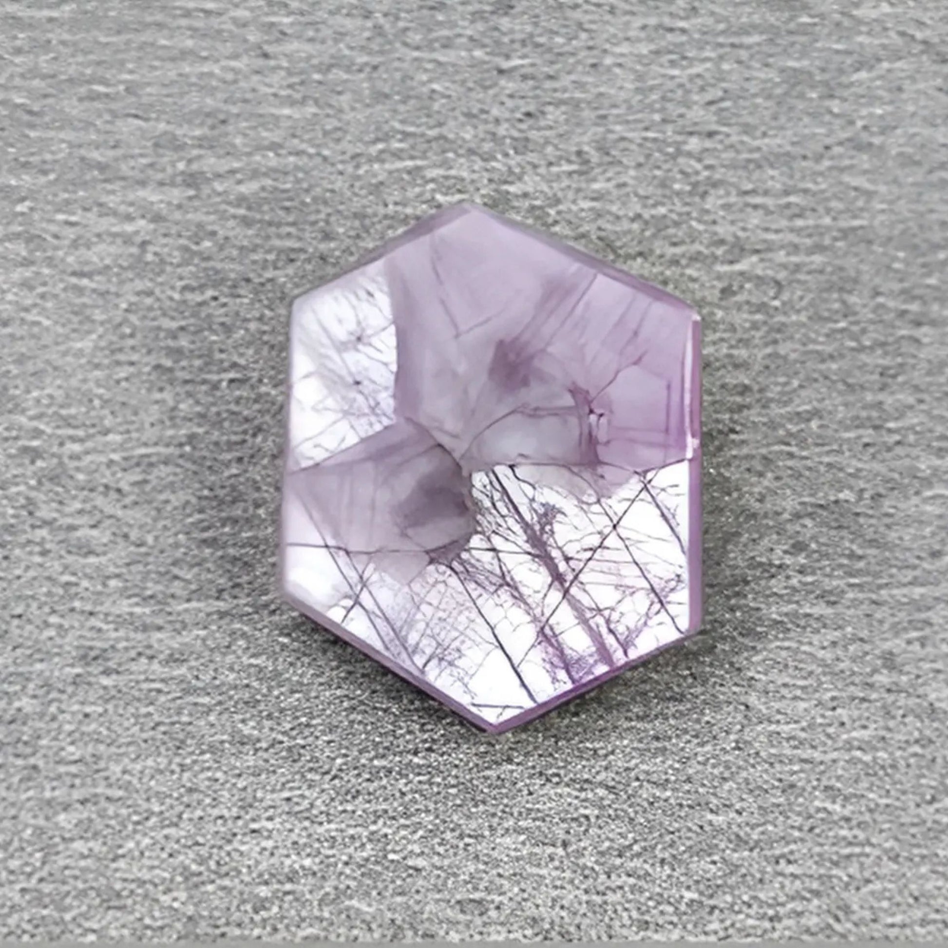 ローズマリーピンクサファイア六角形スライス