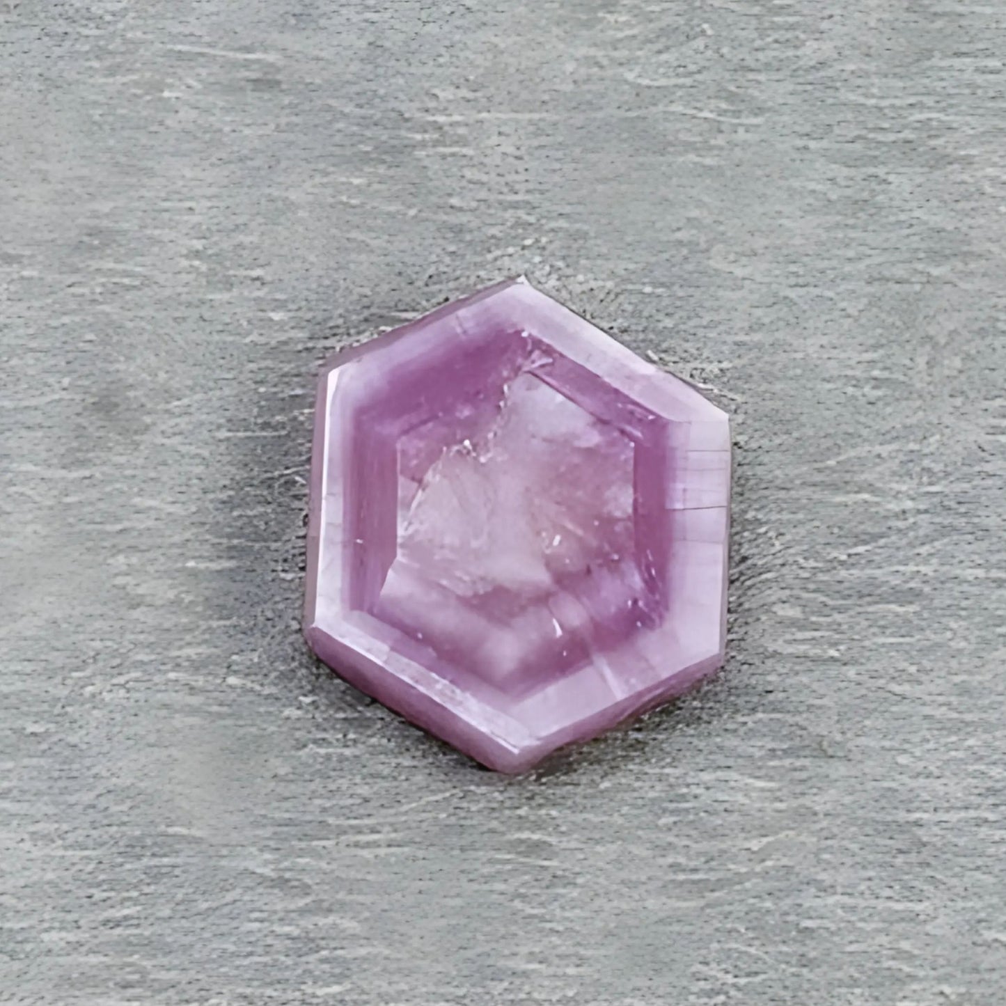 ローズマリーピンクサファイア六角形スライス