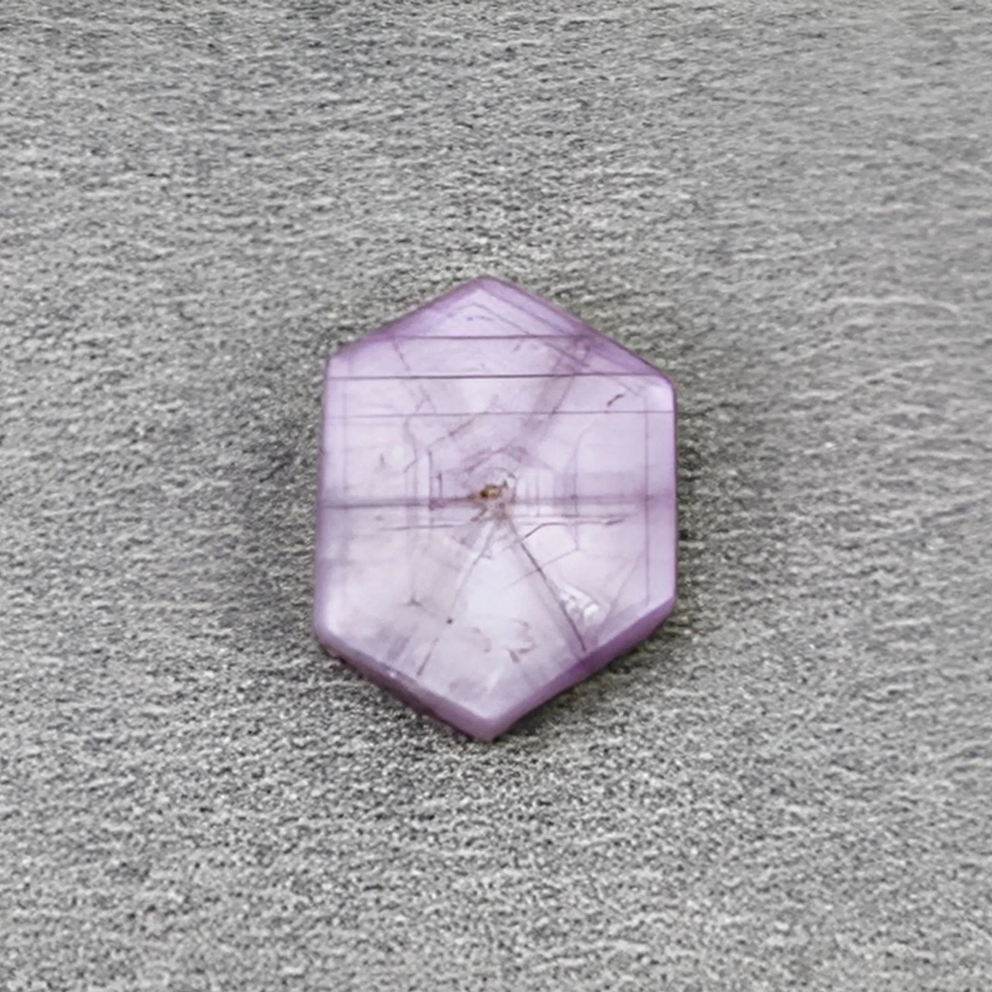 ローズマリーサファイアトラピチェ六角形スライス