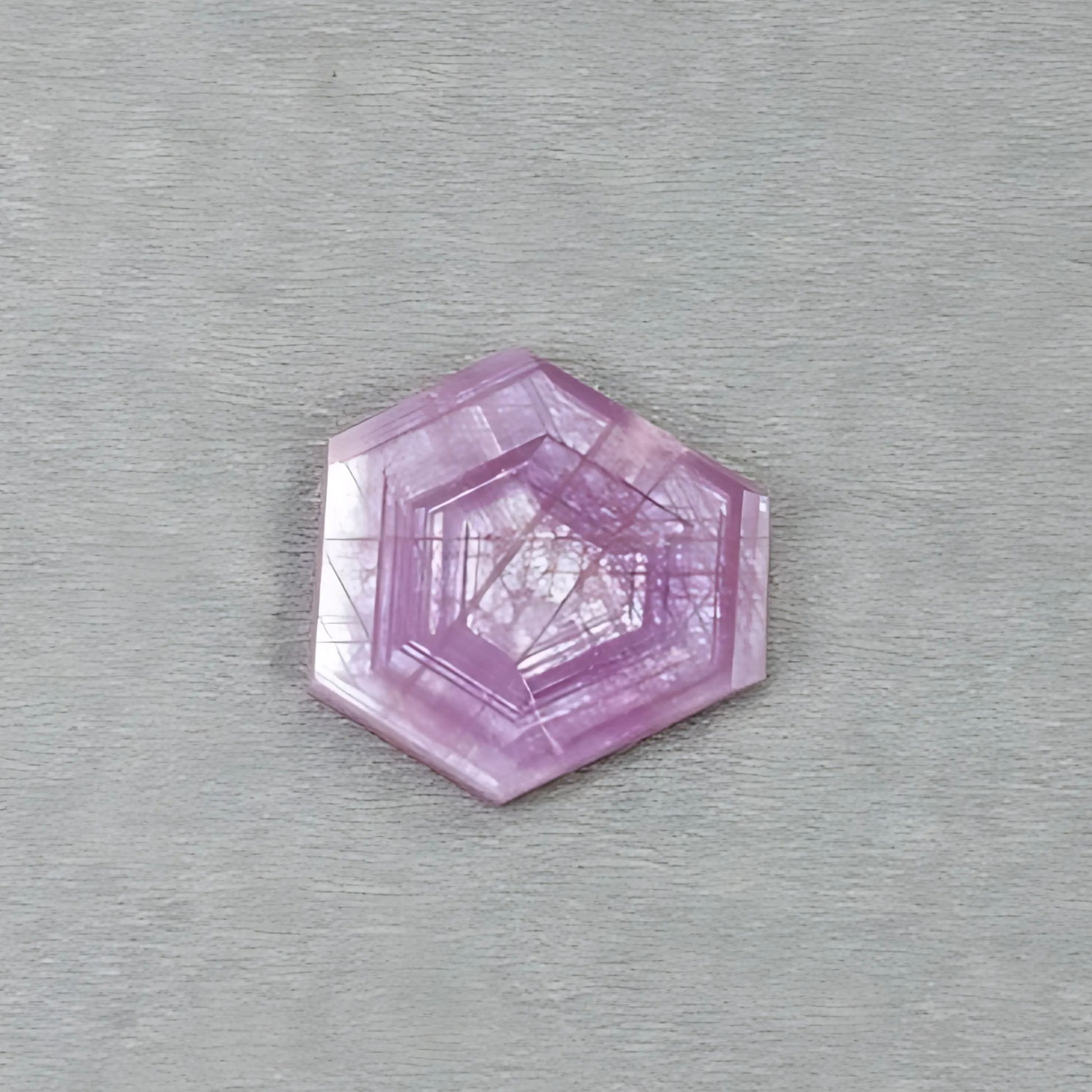 天然ピンクサファイア