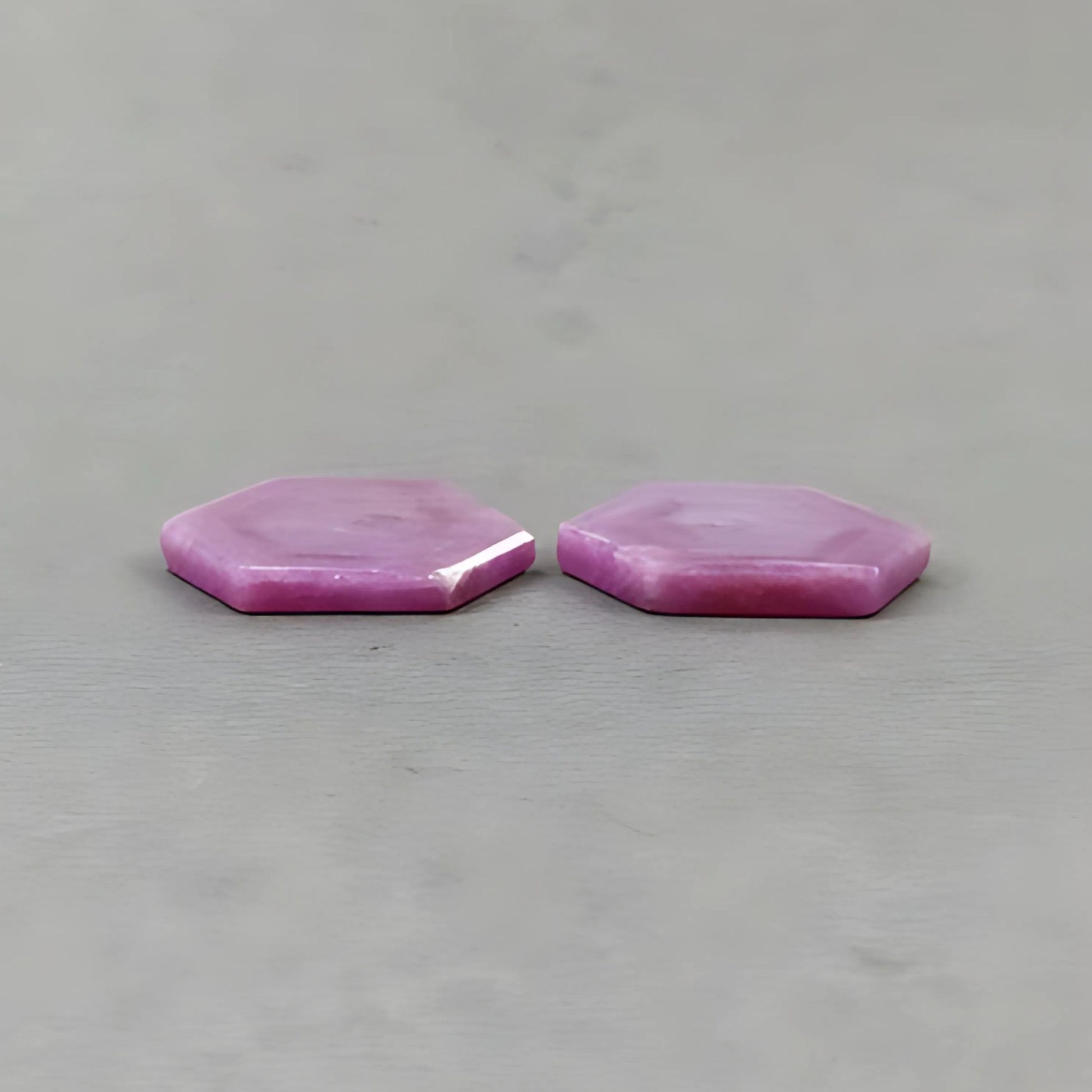 天然の未処理ピンクサファイア宝石