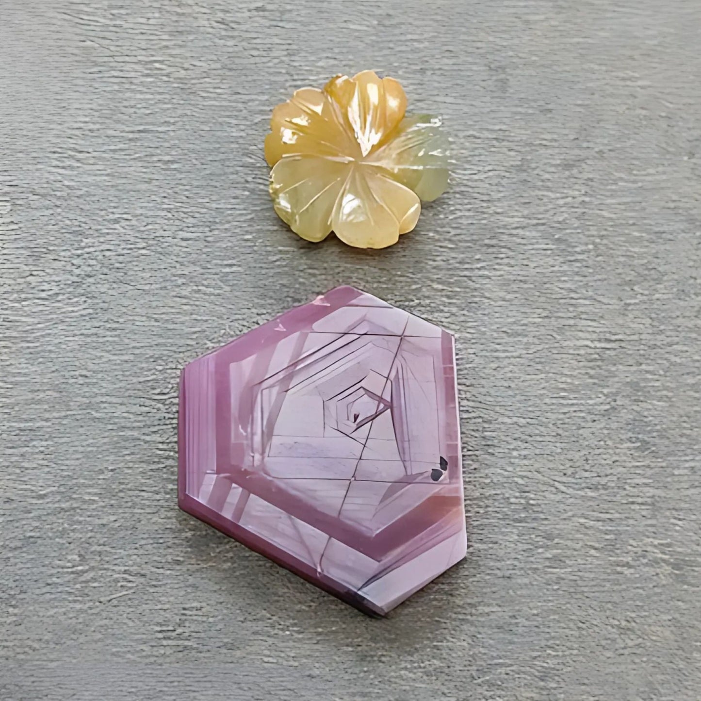 pietra portafortuna di settembre