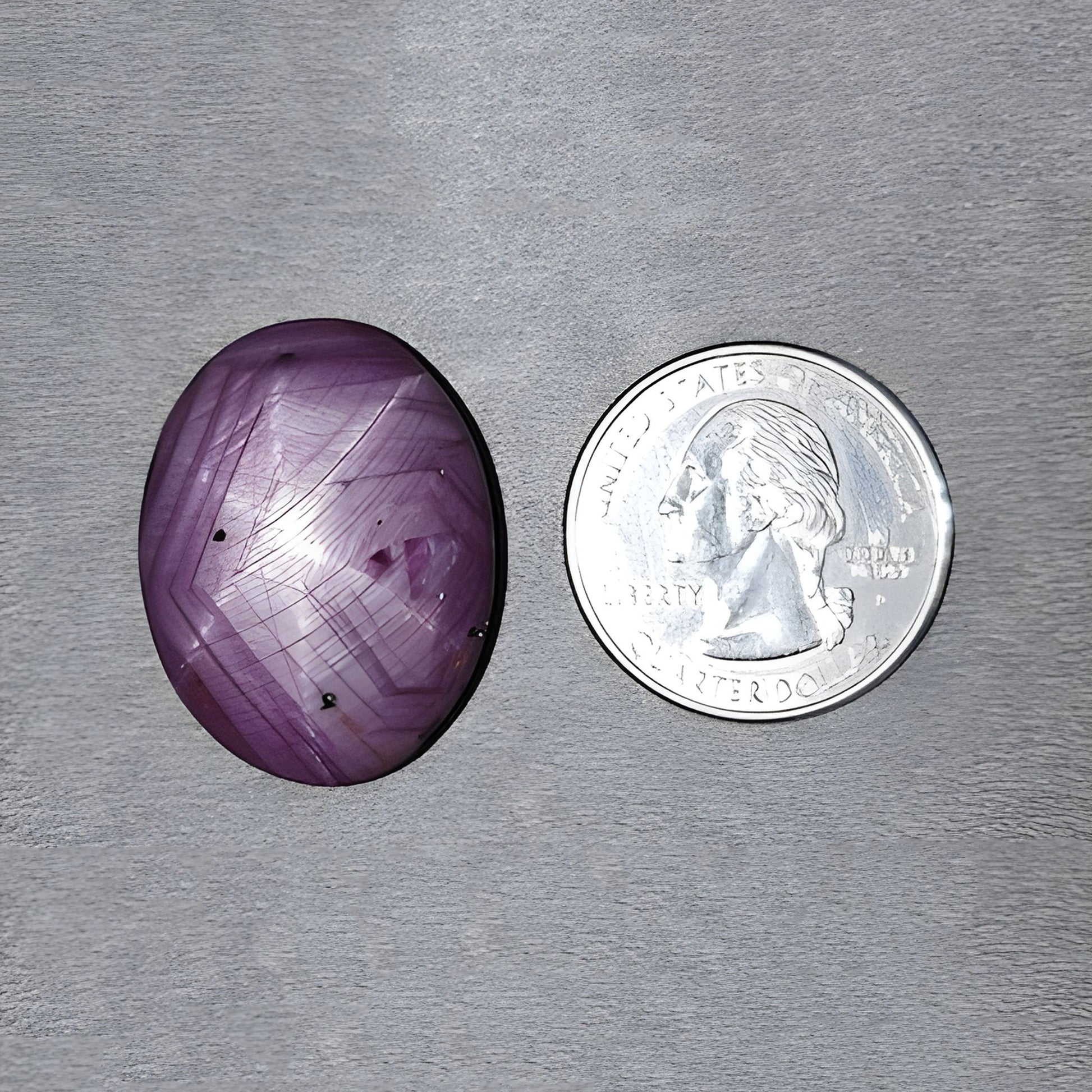 rubis étoilé, pierre précieuse naturelle non traitée