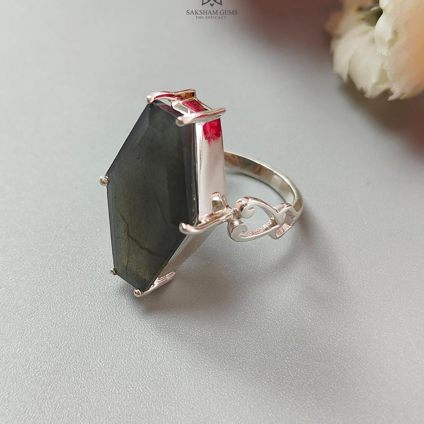 Blue Labradorite Silver Faceted Ring: 5.64gms Natural Untreated Labradorite Uneven Shape Fancy Cut 925 Sterling Silver Prong Set 7.5 US