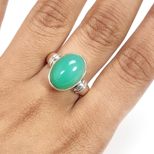 Green Chrysoprase Cabochon Silver Ring: 5.87gms Natural Untreated Chrysoprase Oval Shape Plain 925 Sterling Silver Bezel Set Ring 7.5 US
