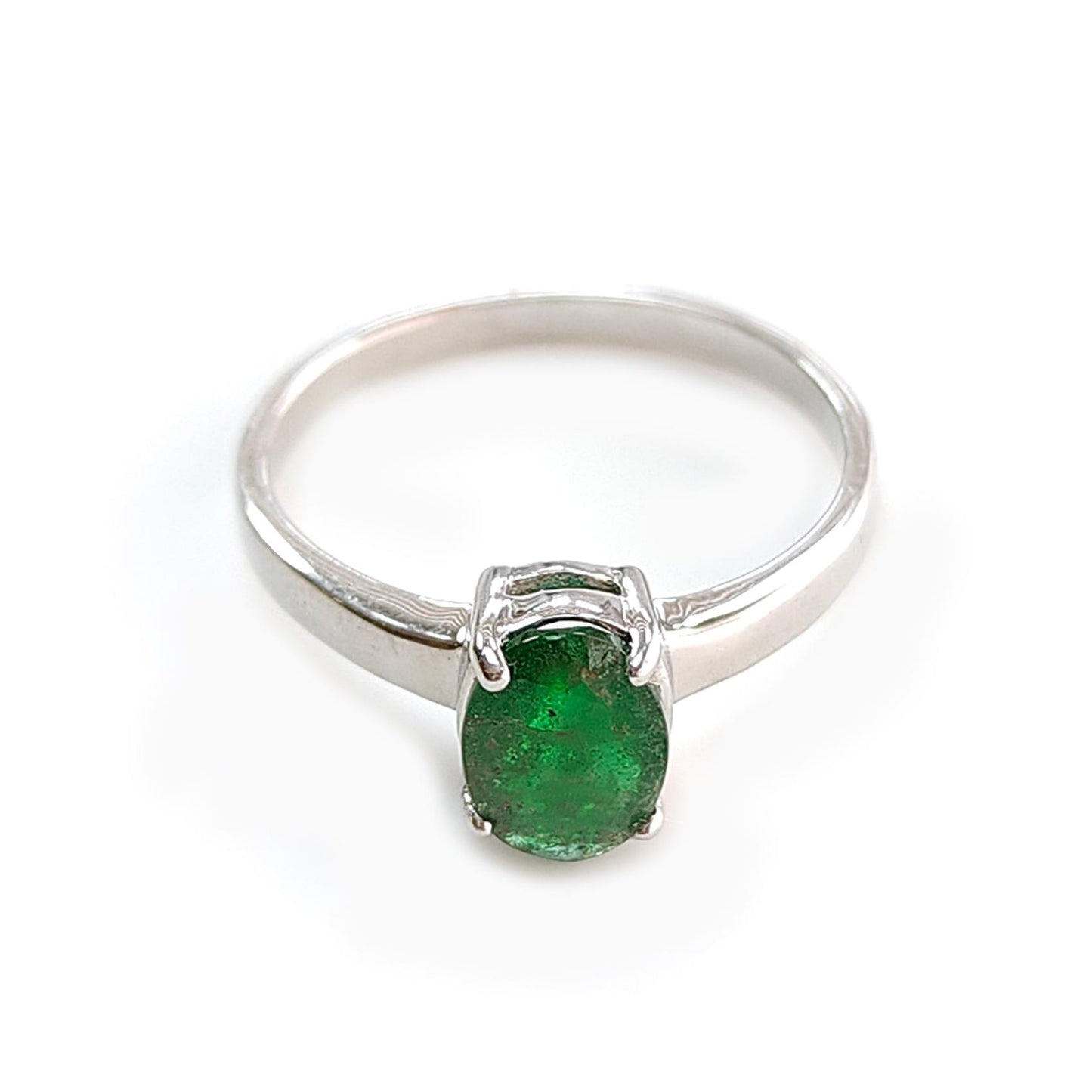 Emerald Faceted Silver Ring: 2.16gms Natural Untreated Emerald Oval Faceted Cut 925 Sterling Silver Prong Set Ring 7.40 US