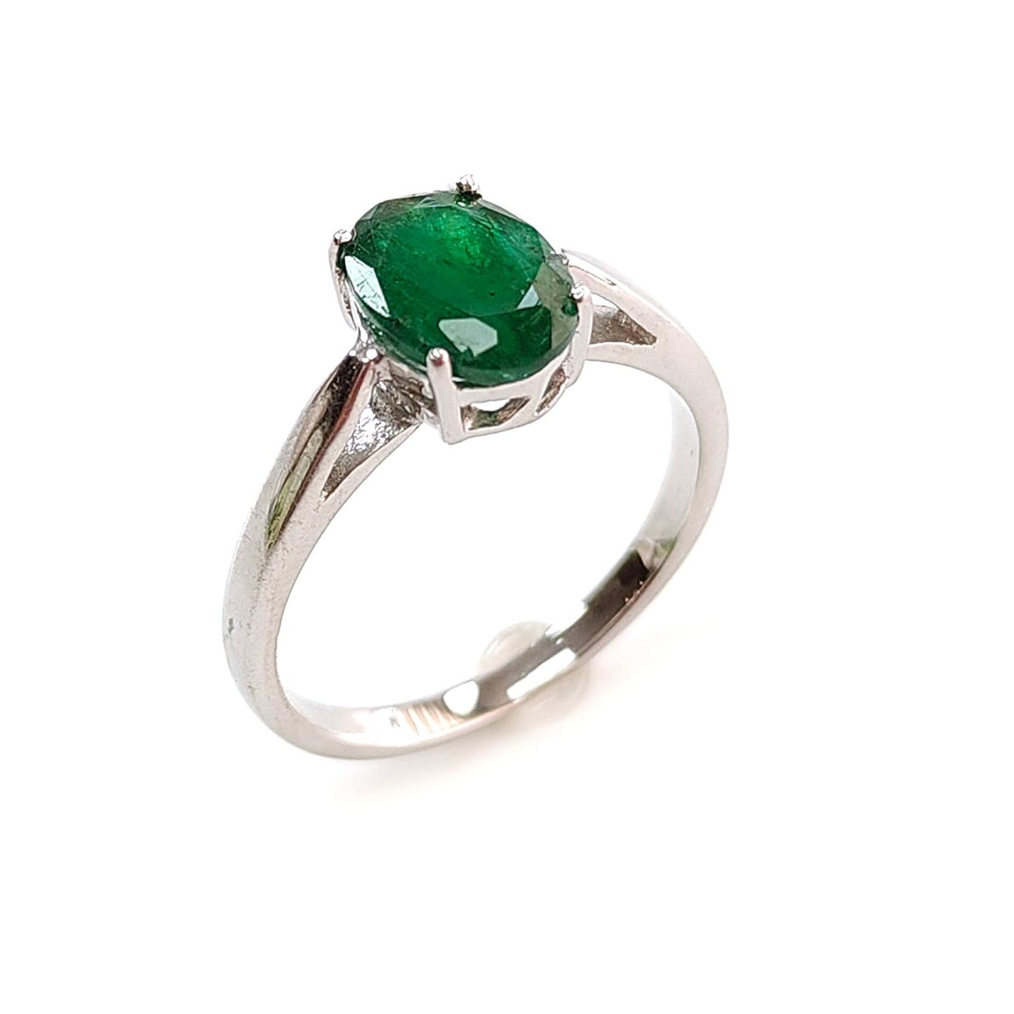 Emerald Faceted Silver Ring: 2.57gms Natural Untreated Emerald Oval Faceted Cut 925 Sterling Silver Prong Set Ring 7.5 US