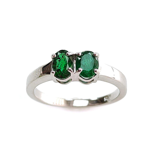 Emerald Faceted Silver Ring: 2.86gms Natural Untreated Emerald Oval Faceted Cut 925 Sterling Silver Prong Set Ring 7.5 US
