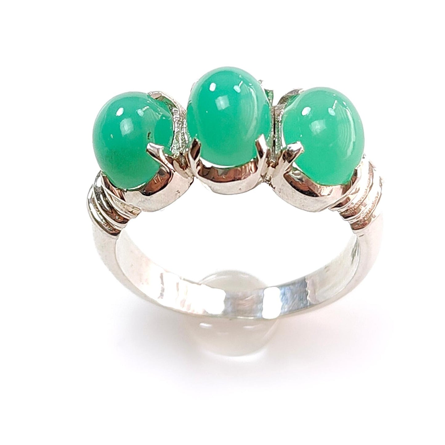 Green Chrysoprase Cabochon Silver Ring: 5.22gms Natural Untreated Chrysoprase Oval Shape Plain 925 Sterling Silver Prong Set Ring 8 US
