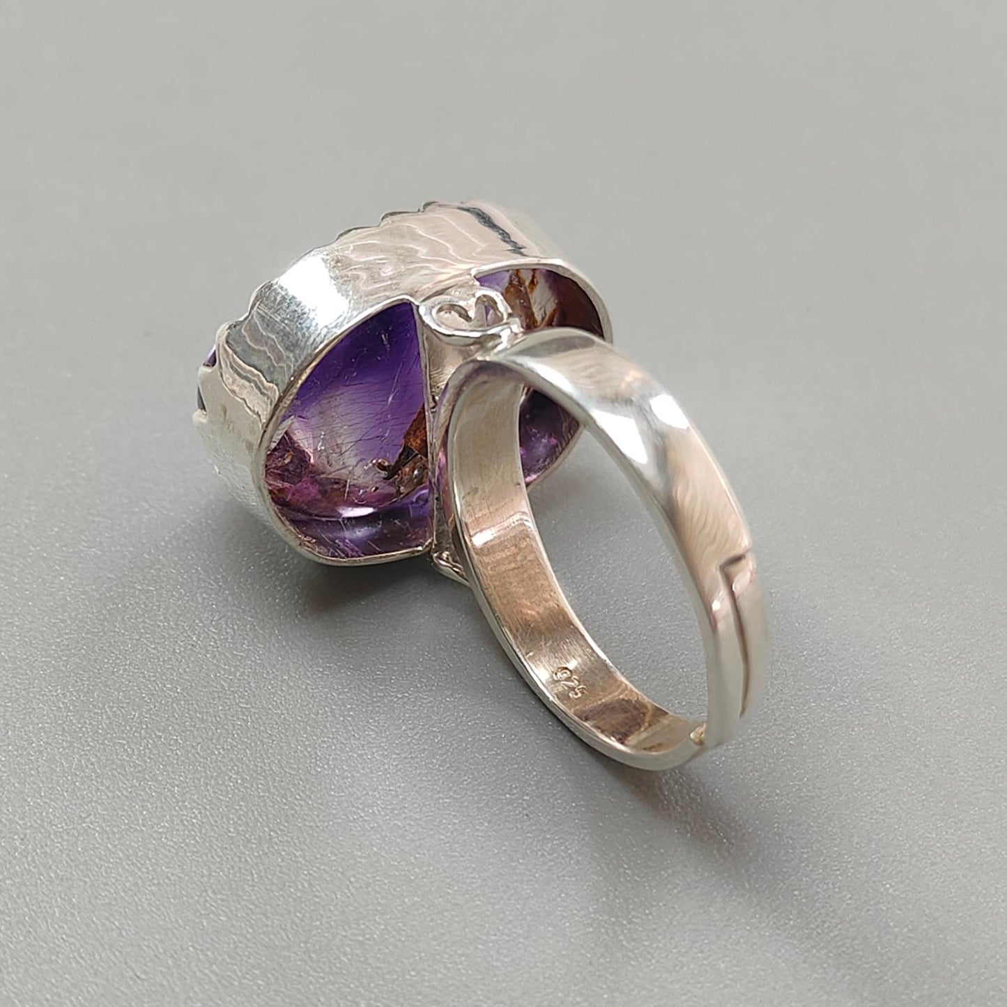 Amethyst Plain Silver Ring: 8.92gms Natural Untreated Super Seven Amethyst Oval Shape Plain 925 Sterling Silver Bezel Set Adjustable Ring