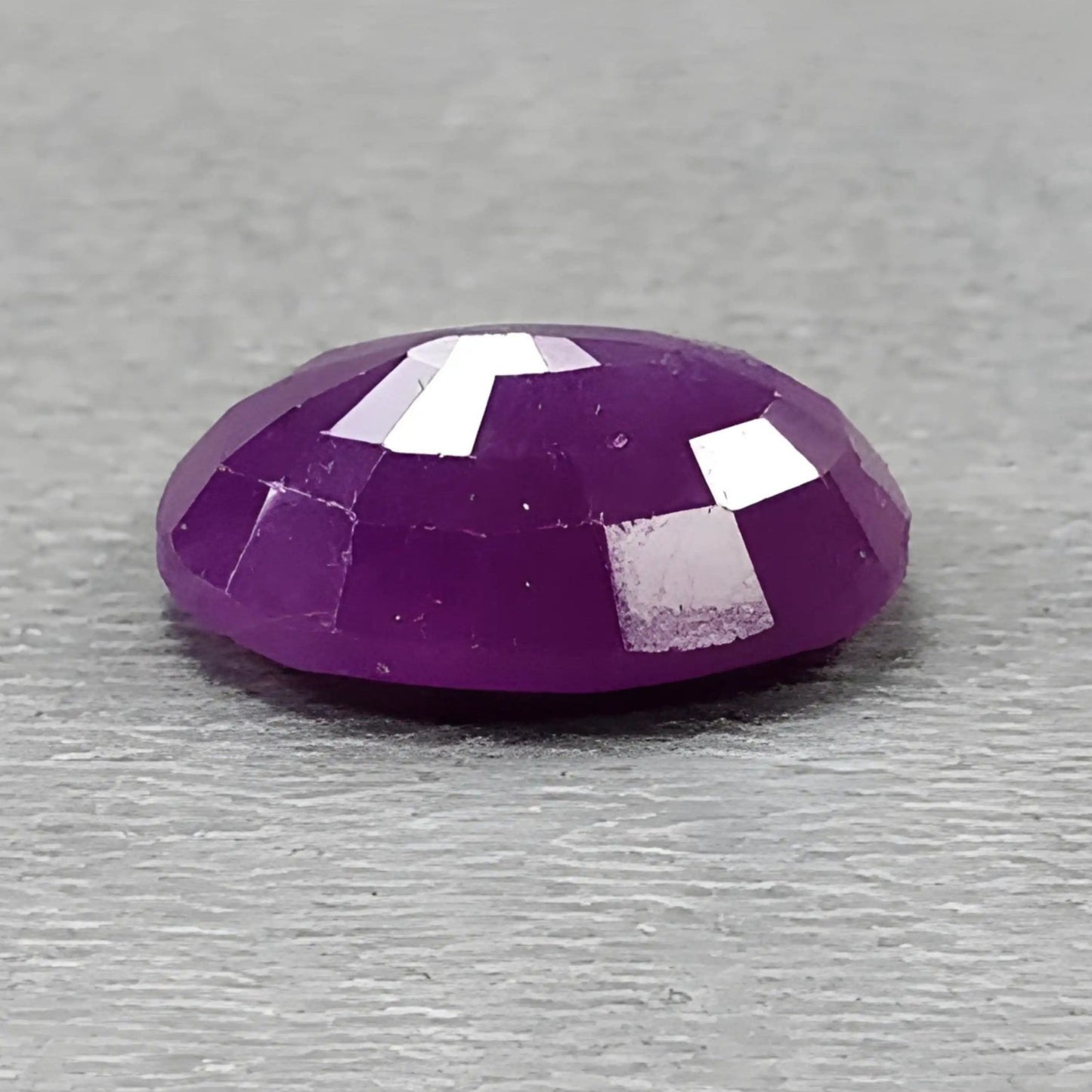 ルビーオーバルノーマルカット