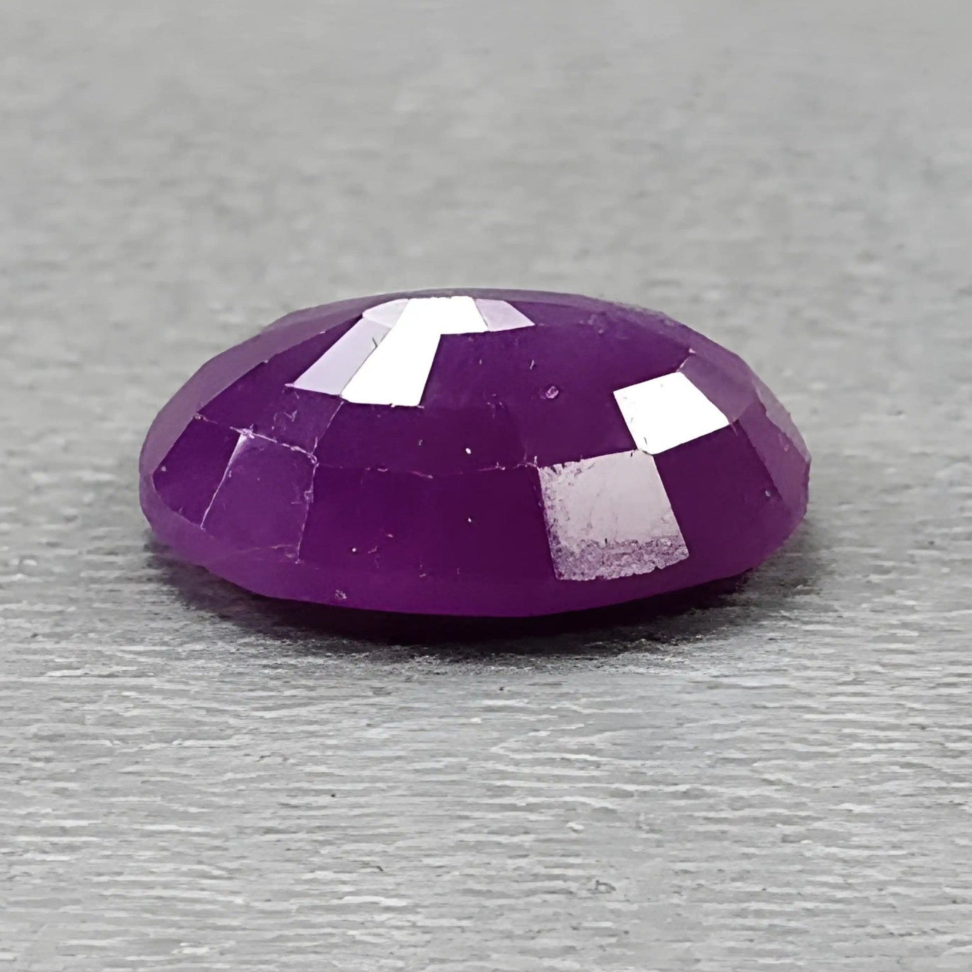 ルビーオーバルノーマルカット