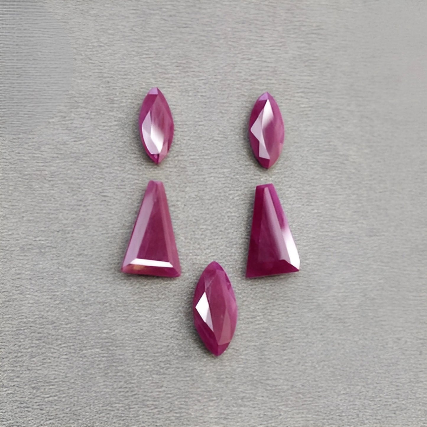 普通切割红宝石