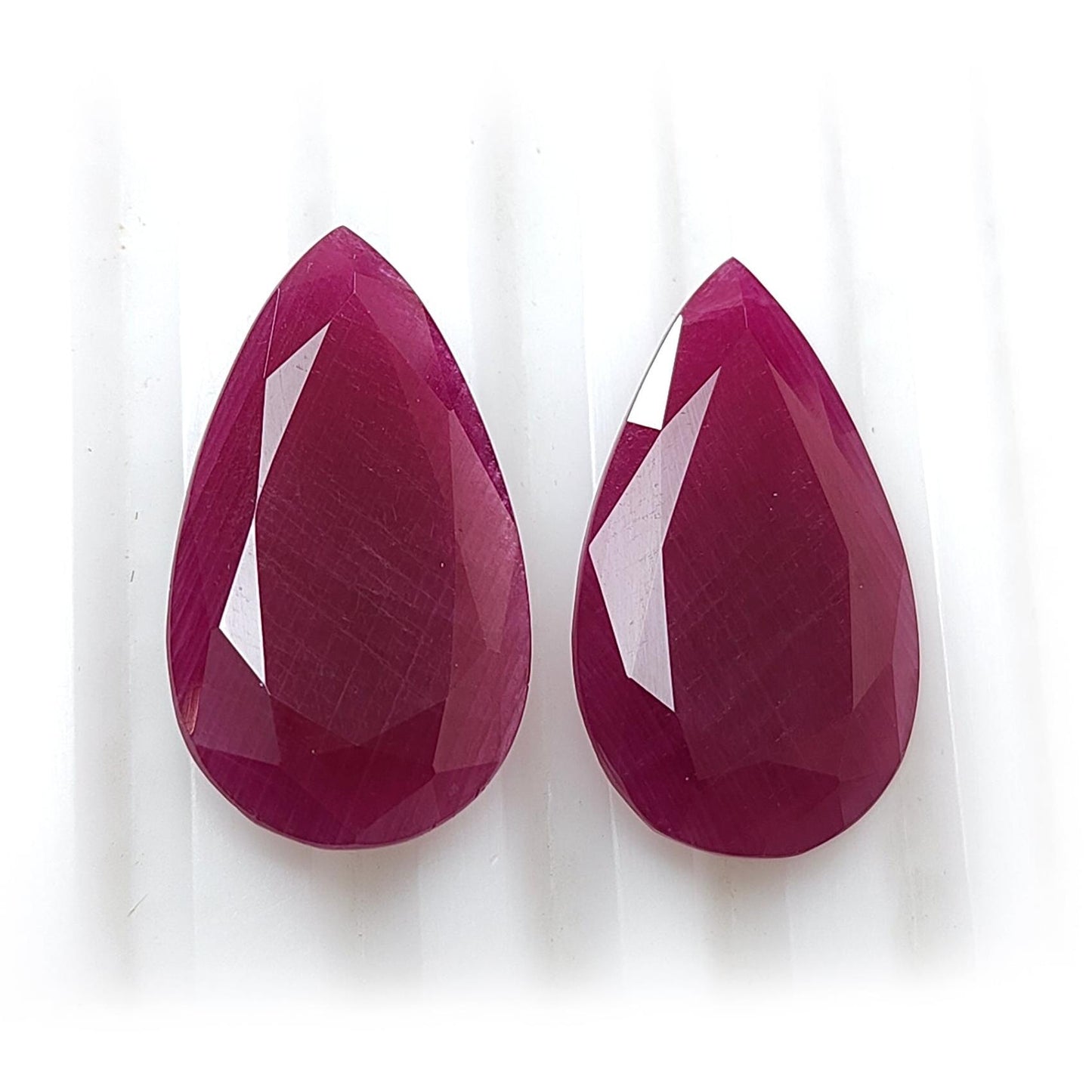 Ruby Pear Faceted Cut