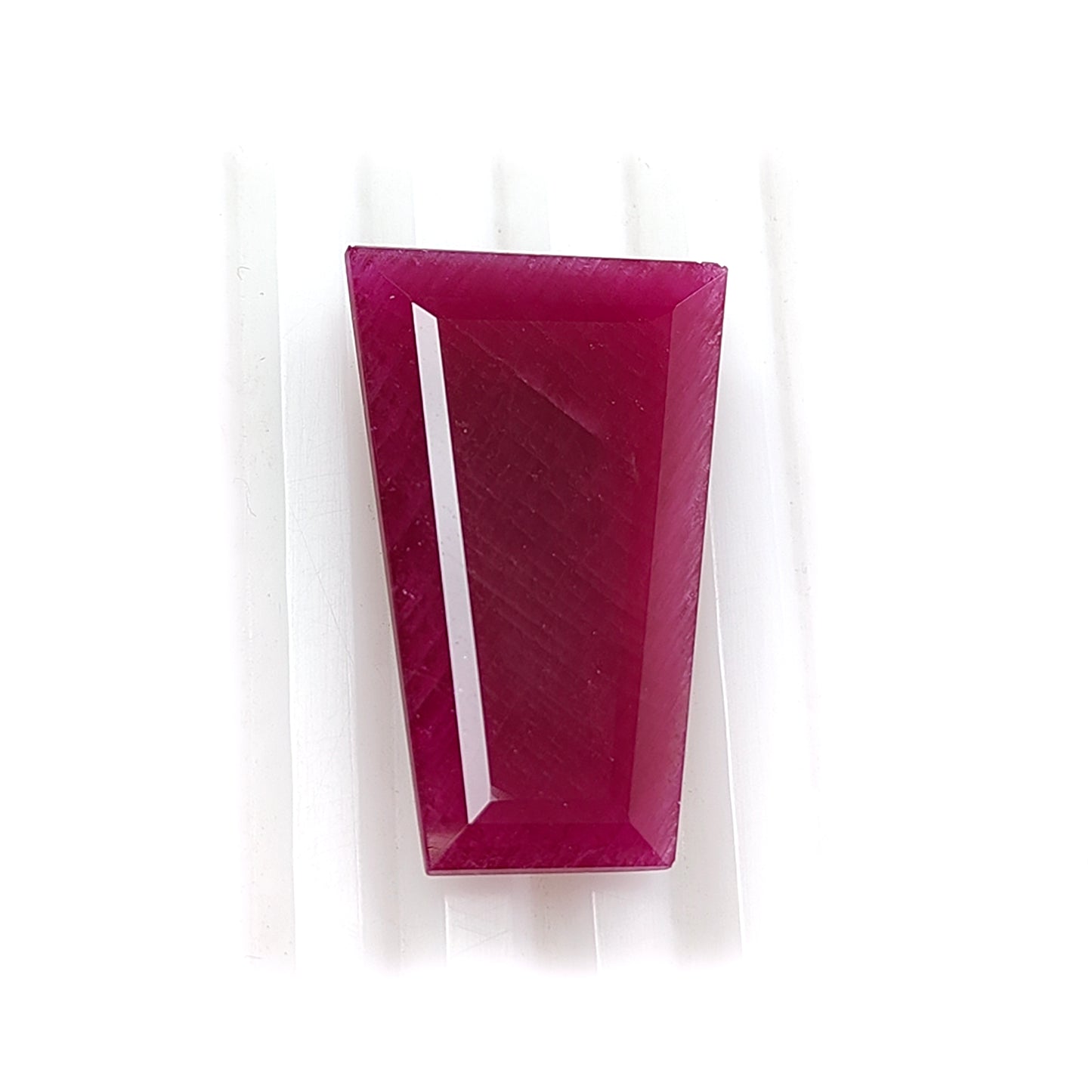 Ruby Gemstone Step Cut: 24.80cts Natural Untreated Unheated Red Ruby Fancy Shape 26*14mm 1pc for Jewelry July Birthstone