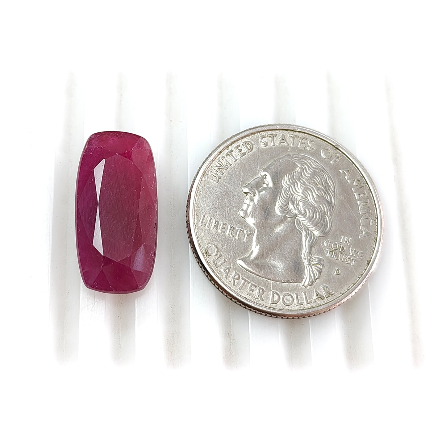ルビーのファセットカット