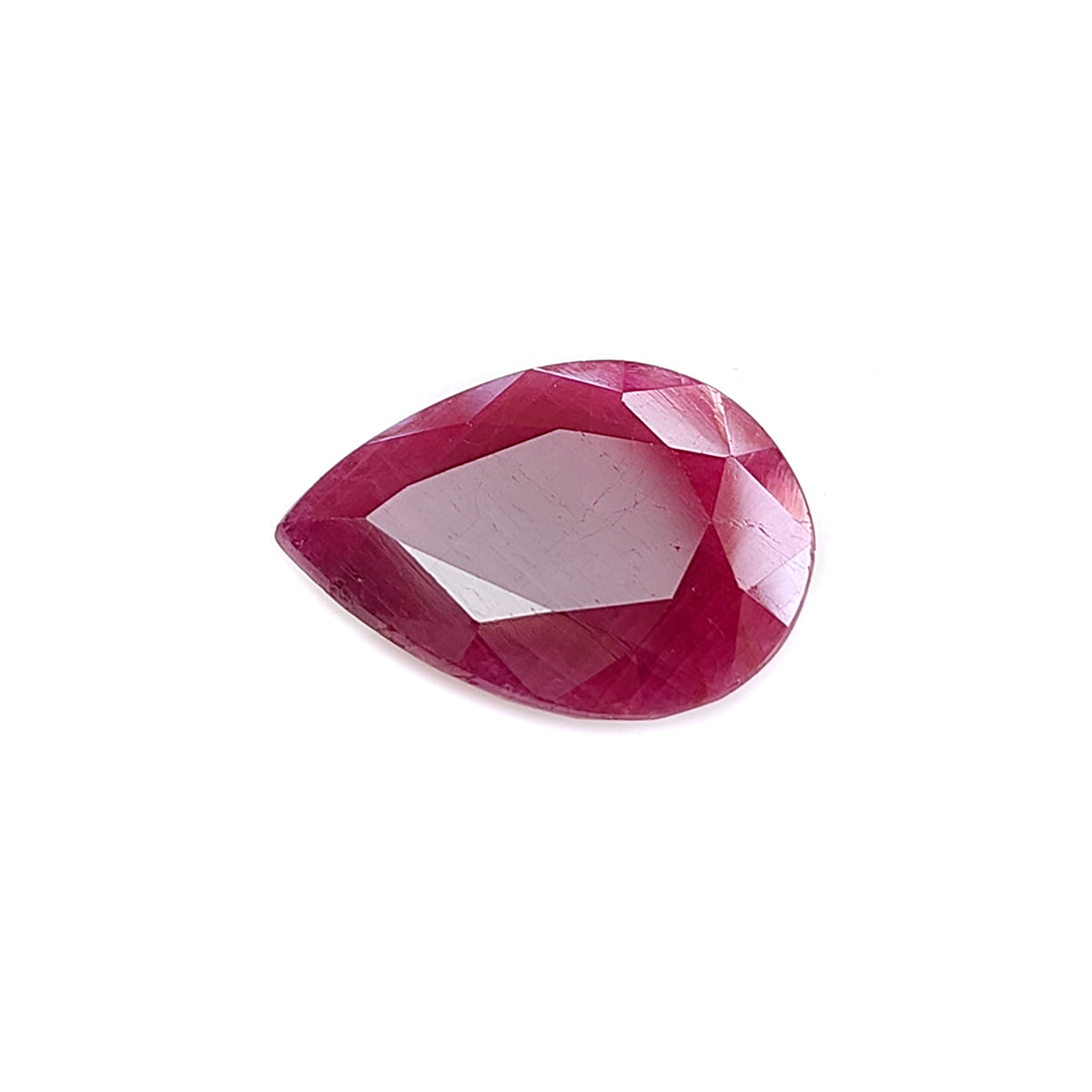 Rubis taille poire