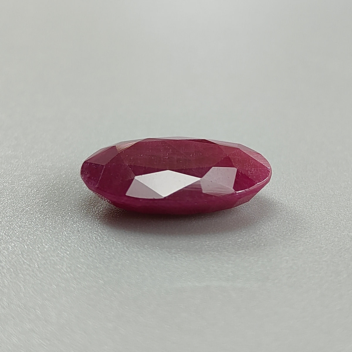 Rubis à facettes