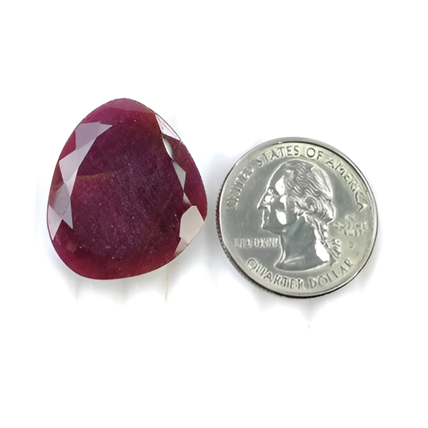 rubino rosso forma fantasia taglio normale