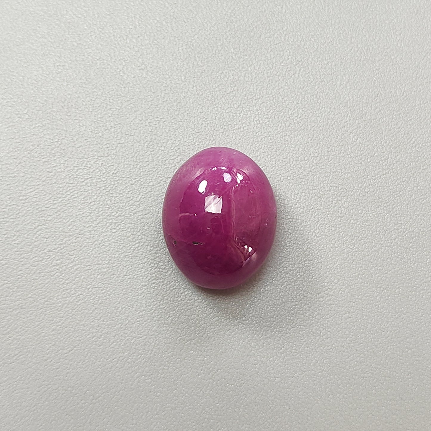 未经处理的红宝石