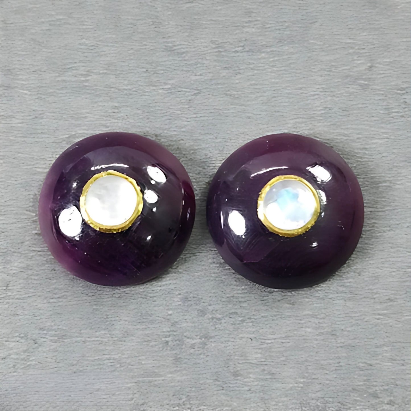 Rubin-Cabochon