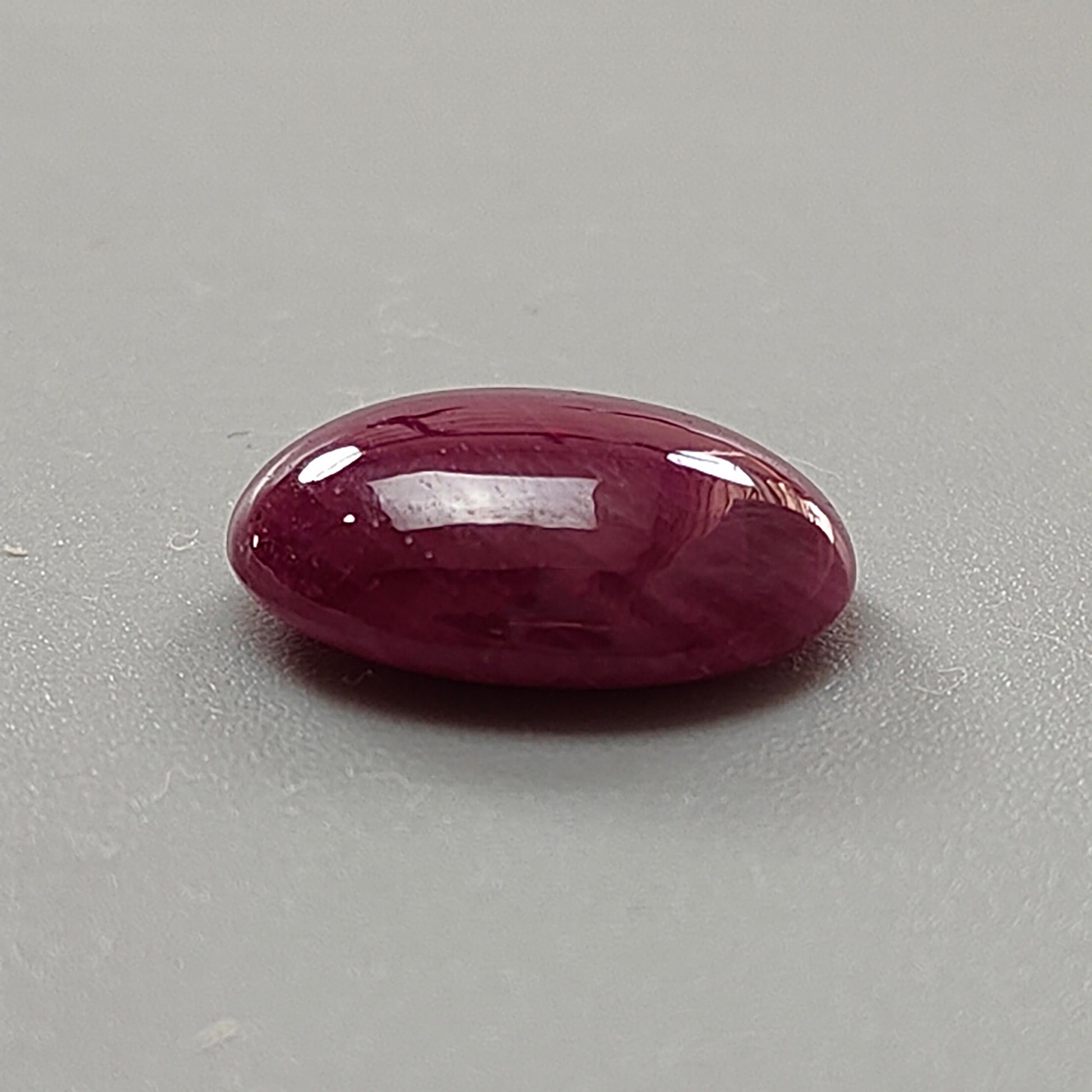 天然未经处理的宝石红宝石