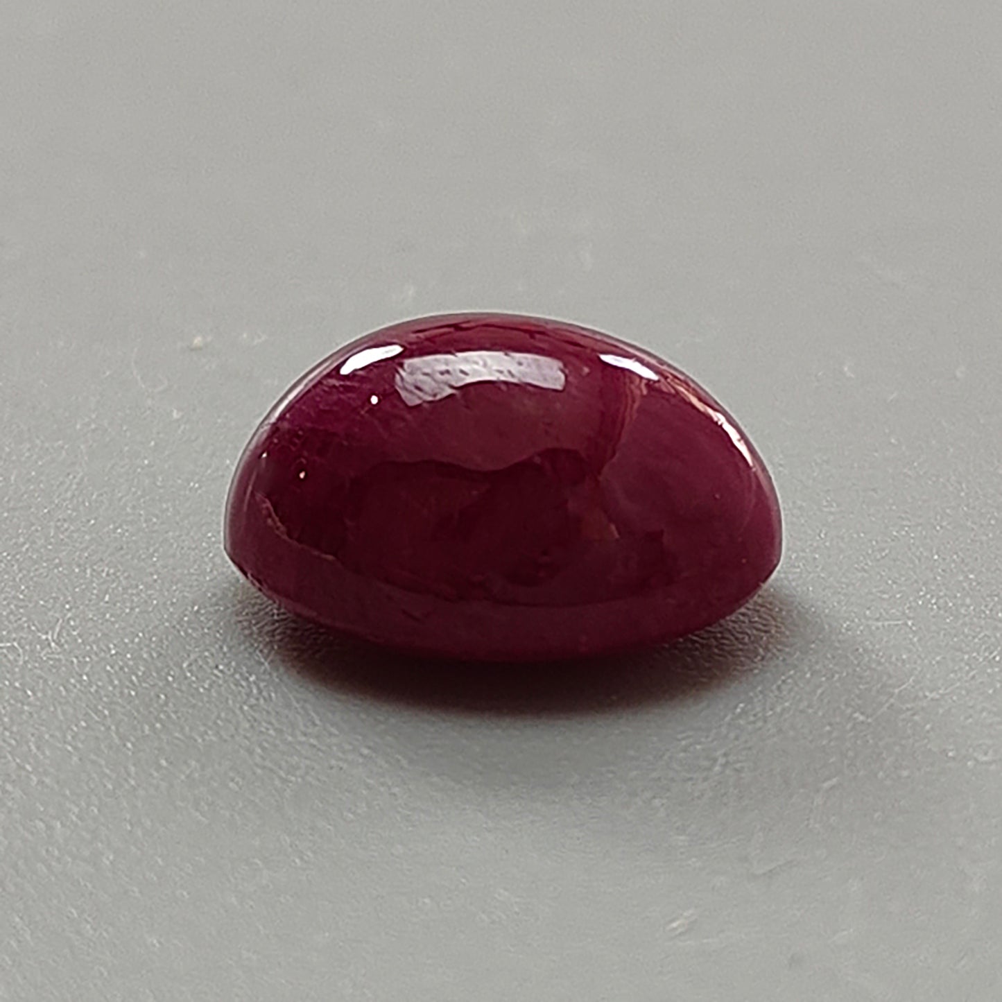 天然の未処理の宝石